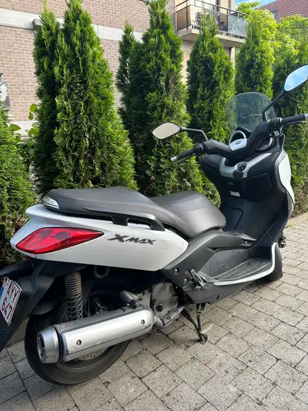Yamaha XMAX 125 - foto 2