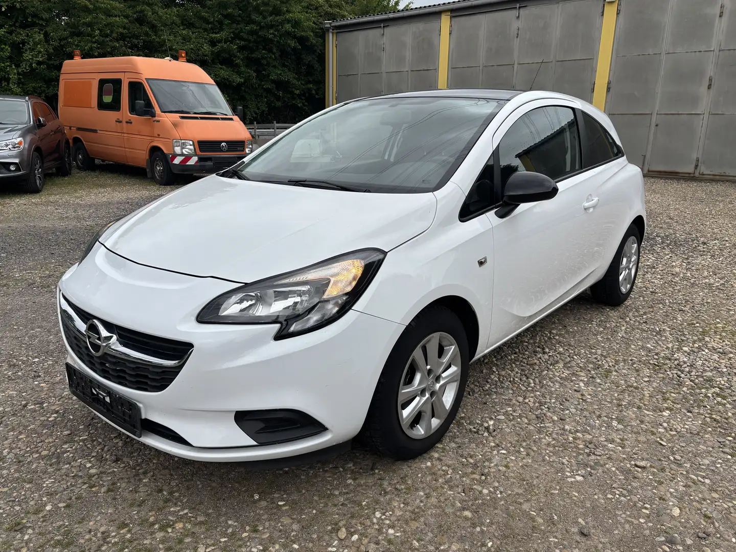Opel Corsa Edition Sitz u. Lenkradheizung PDC Klima. S-Heft Weiß - 2