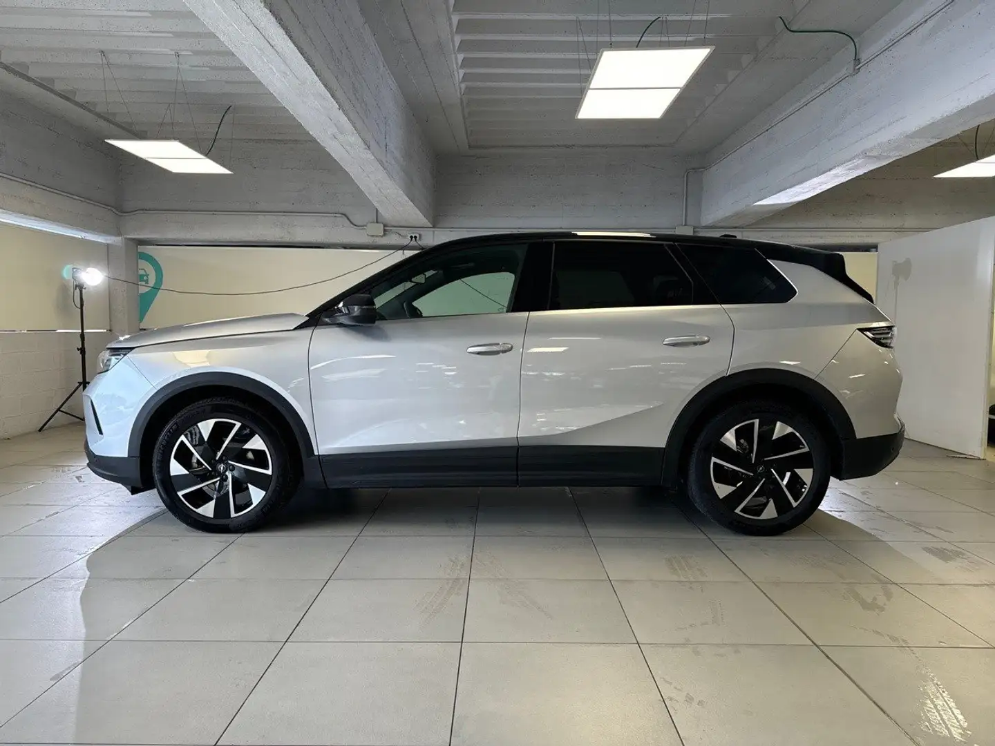 Opel Grandland 1.2 136cv Hybrid GS AT6 Blanc - 2