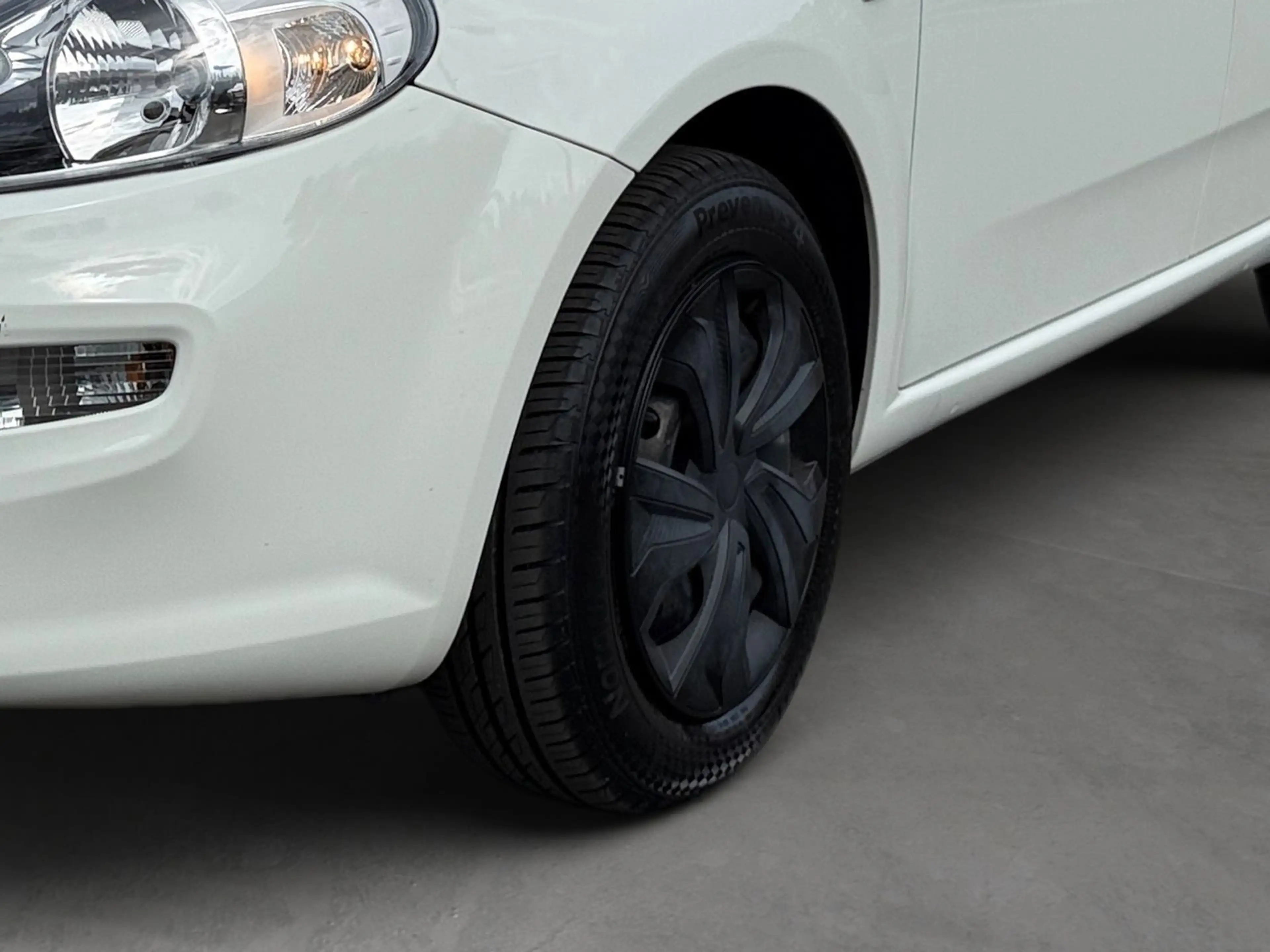 Fiat Punto 1.2 Young Klima Tagfahrlicht — photo 8