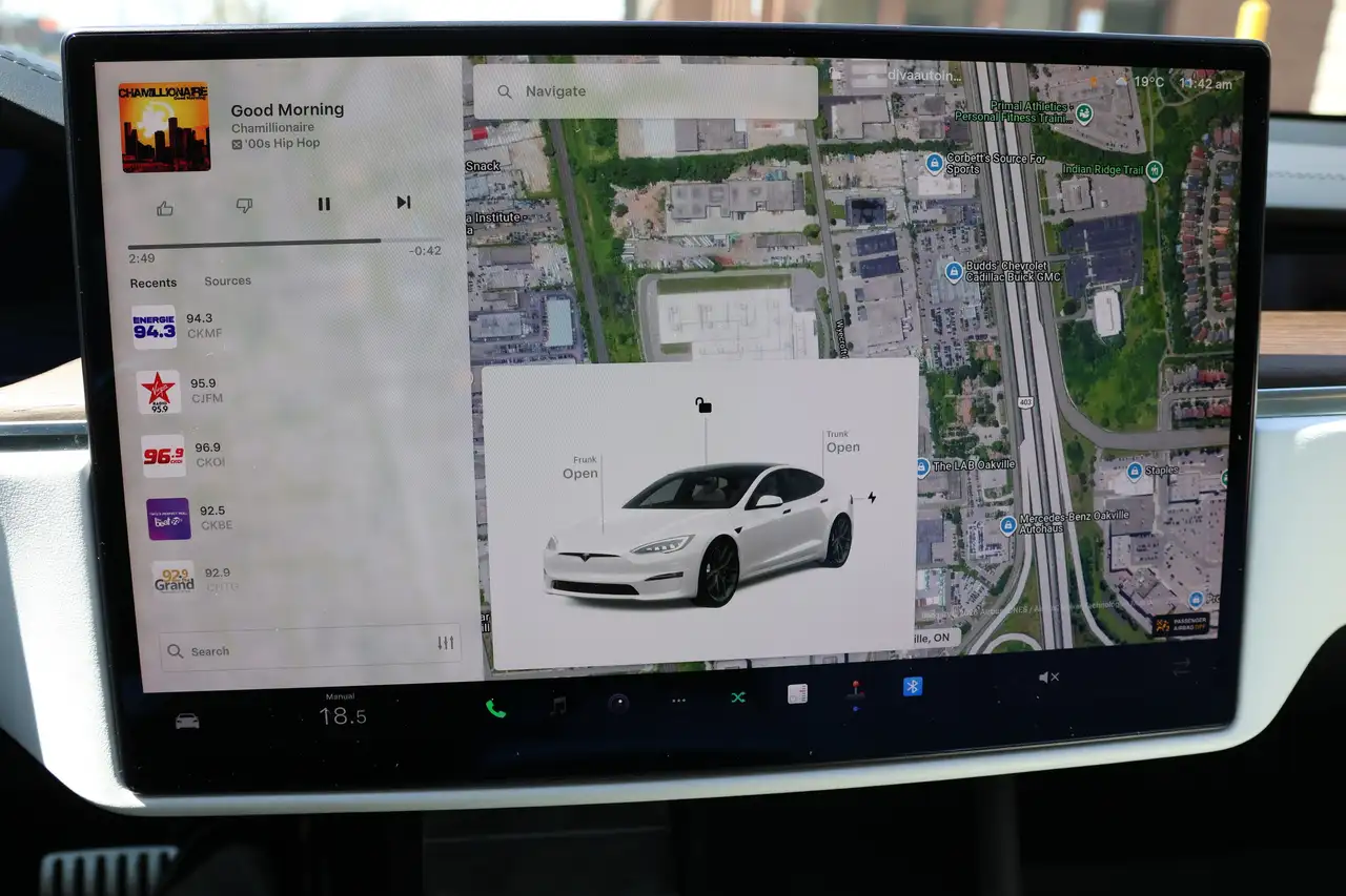 Tesla Model S снимка Tesla Model S