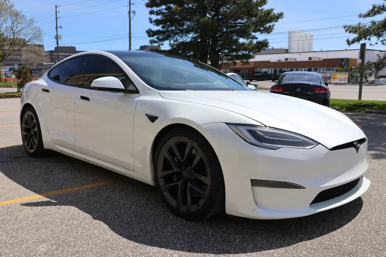 Tesla Model S снимка Tesla Model S