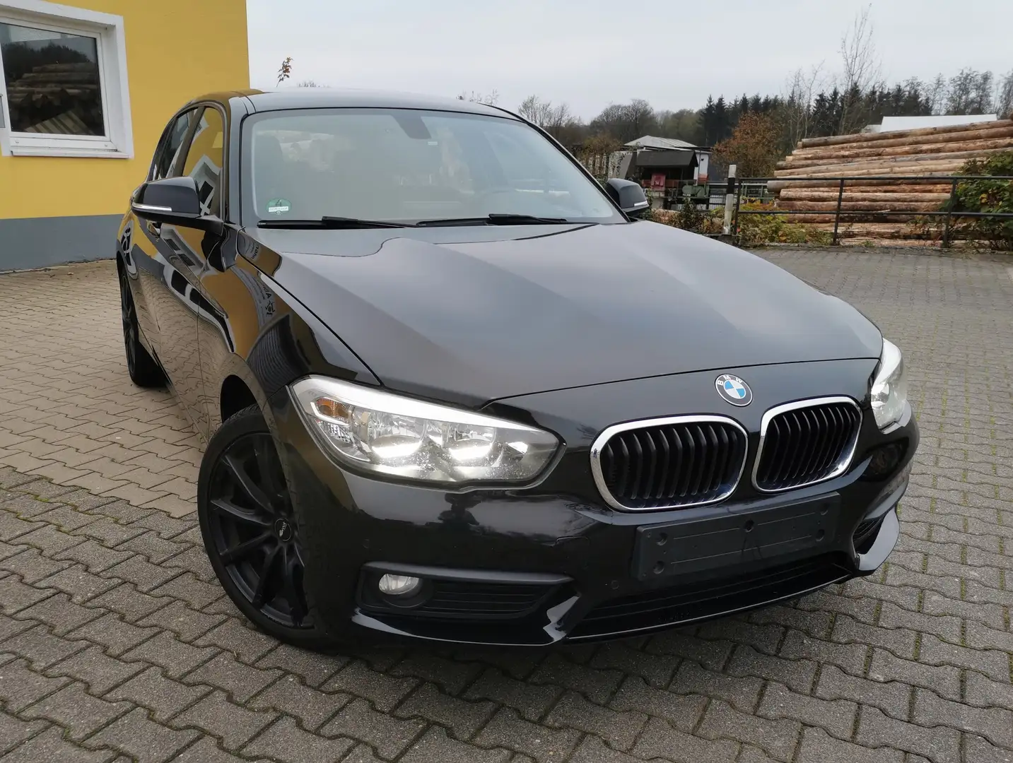 BMW 116 116 i Advantage Noir - 2