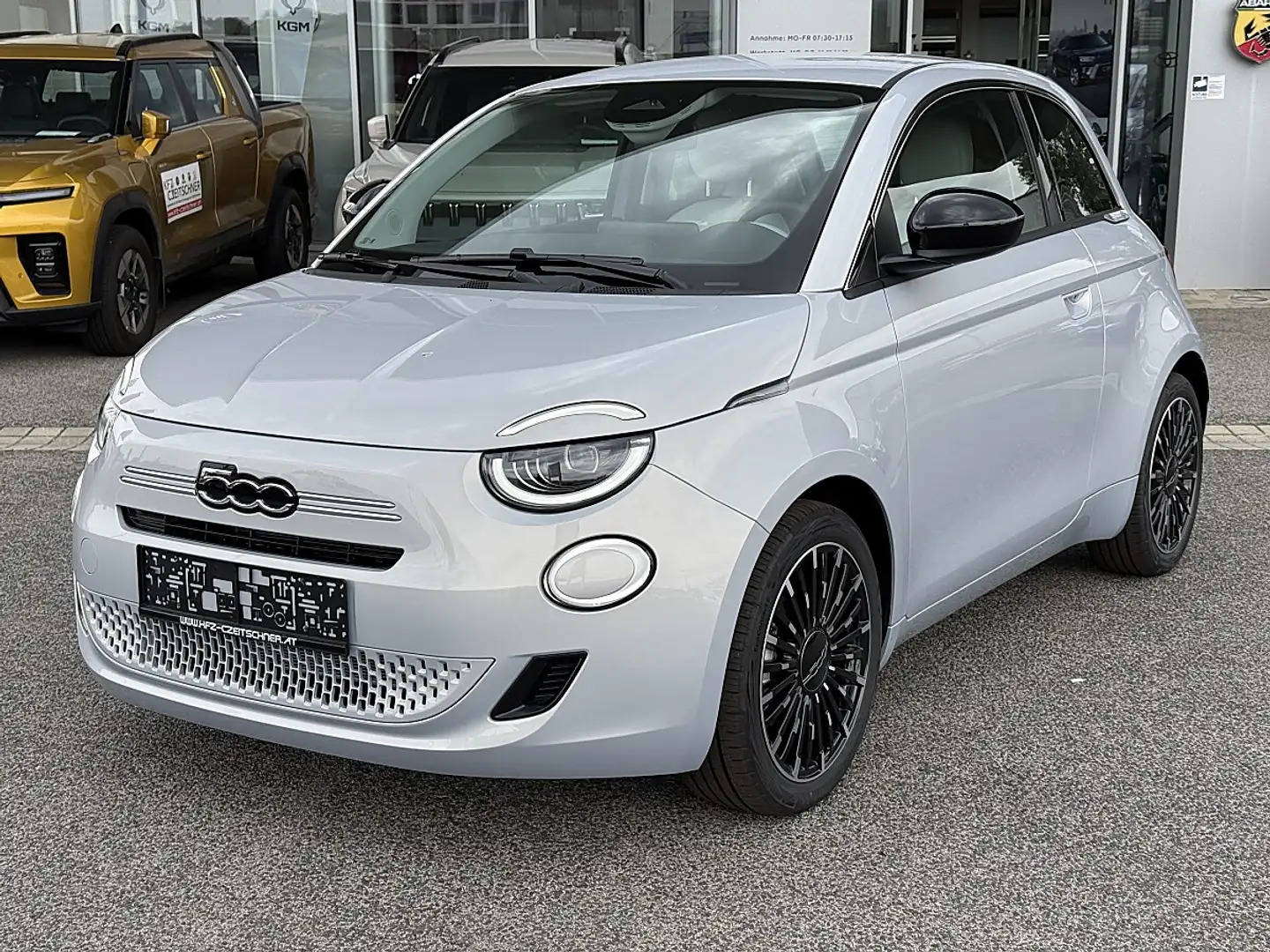 Fiat 500 Hatchback Hybrid Icon Blau - 1