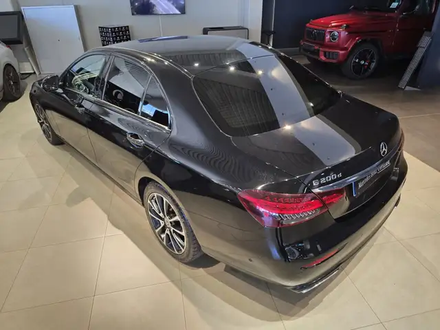 Mercedes-Benz E-Class view 15