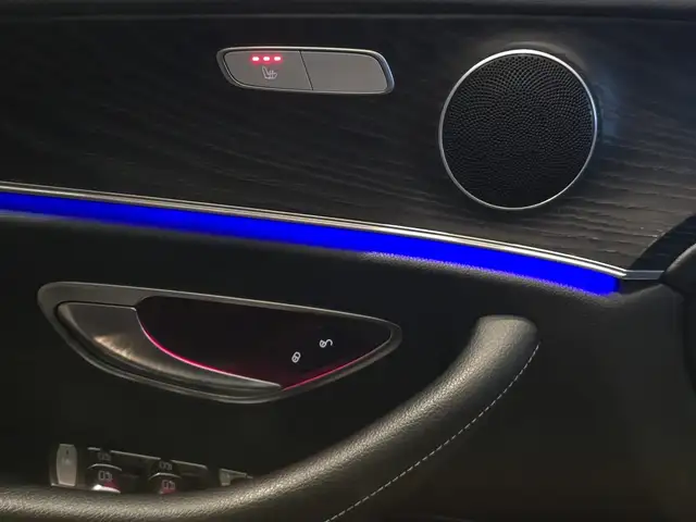 Mercedes-Benz E-Class view 16