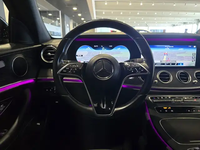 Mercedes-Benz E-Class view 21