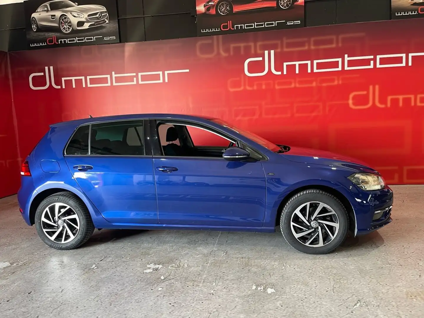 Volkswagen Golf 1.0 TSI Advance 85kW Azul - 2