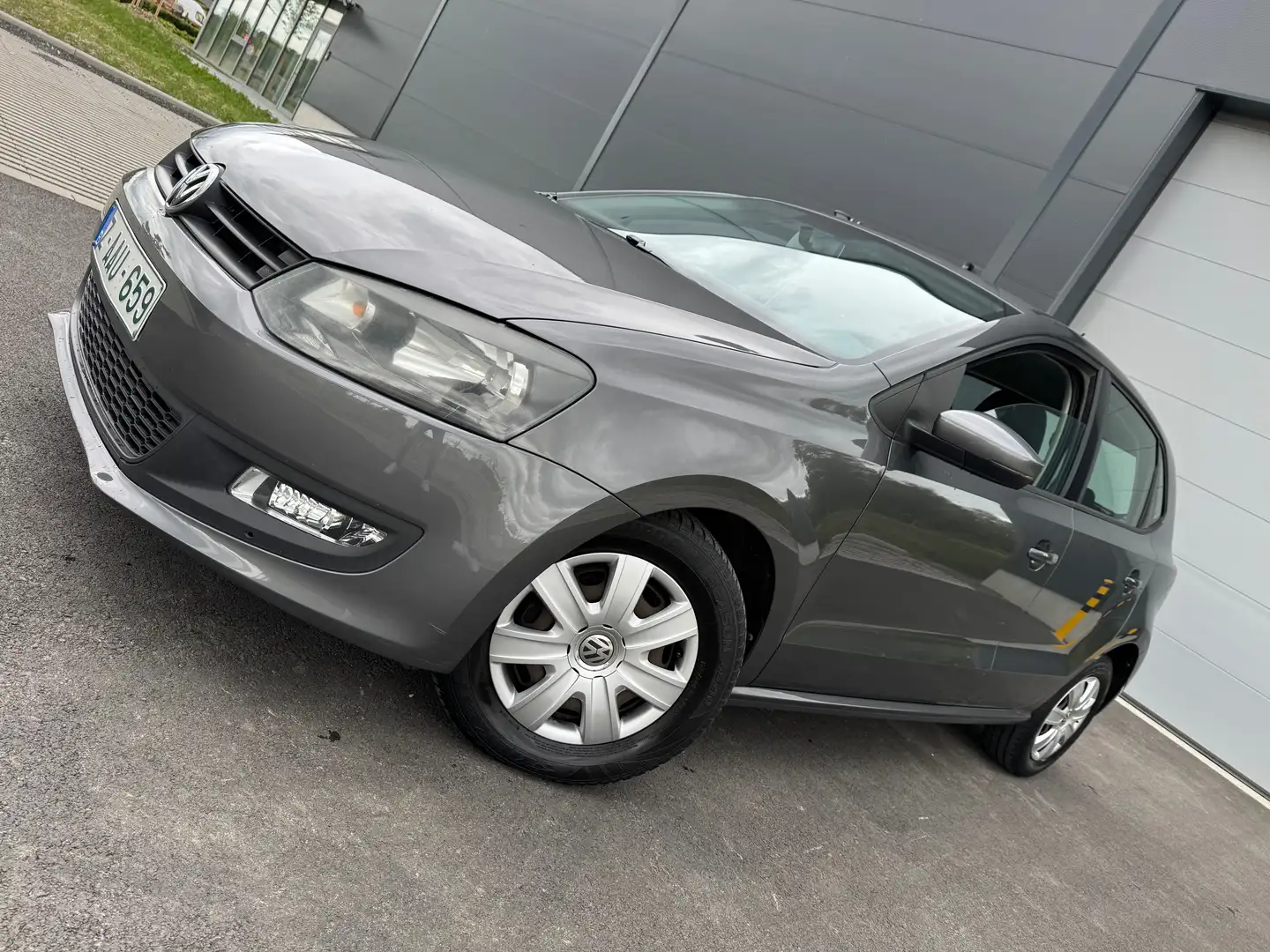 Volkswagen Polo 1.2 DIESEL Grijs - 1
