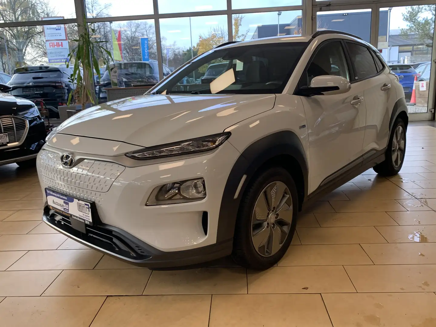 Hyundai KONA Trend*Krell*R.cam*Navi*WMP*ST-Heiz*SHZ*DAB Bianco - 1