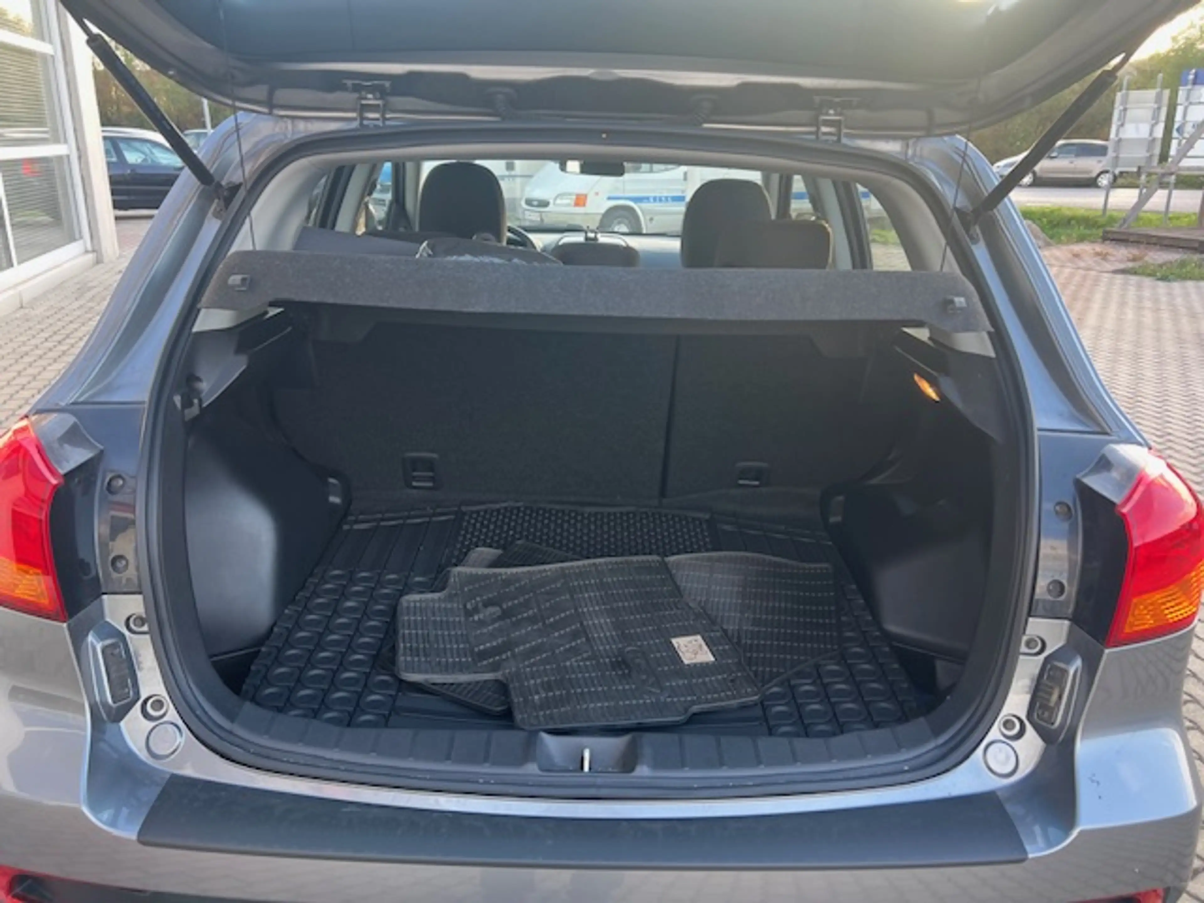 Mitsubishi ASX ASX 1,6 MIVEC 2WD Inform Plus — photo 9