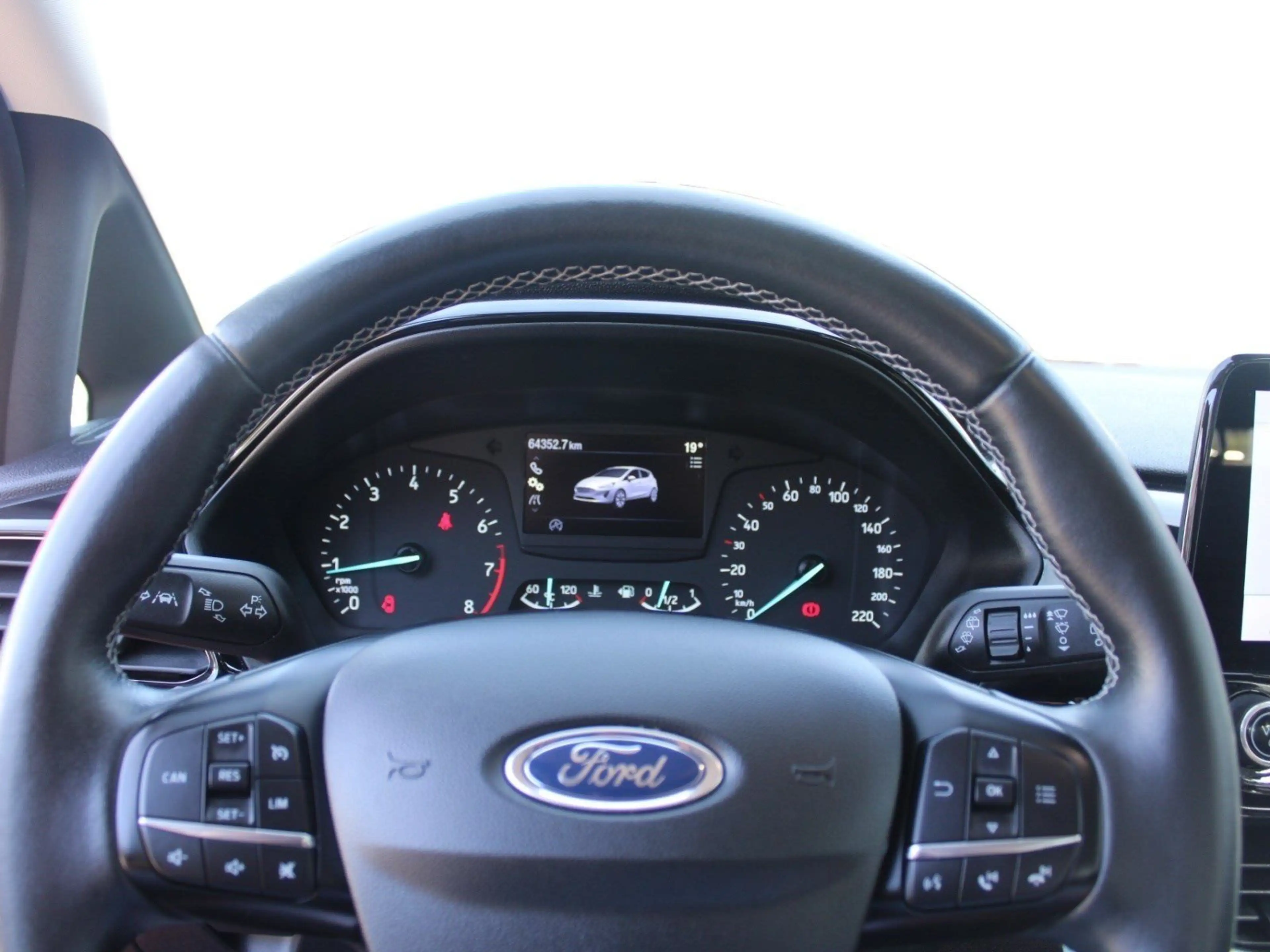 Ford Fiesta Titanium - Winter-Paket - Navi — photo 7