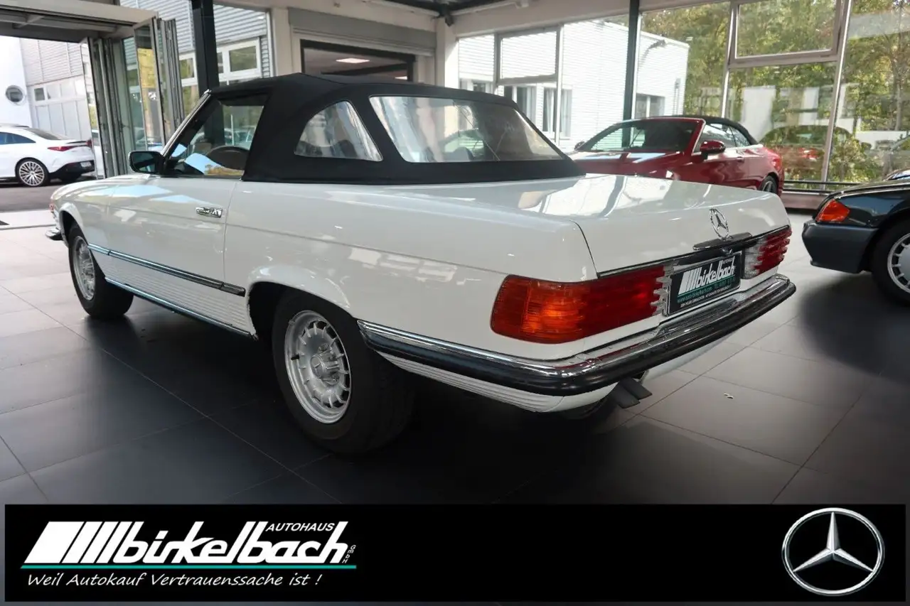 Mercedes-Benz SL 280, foto 2