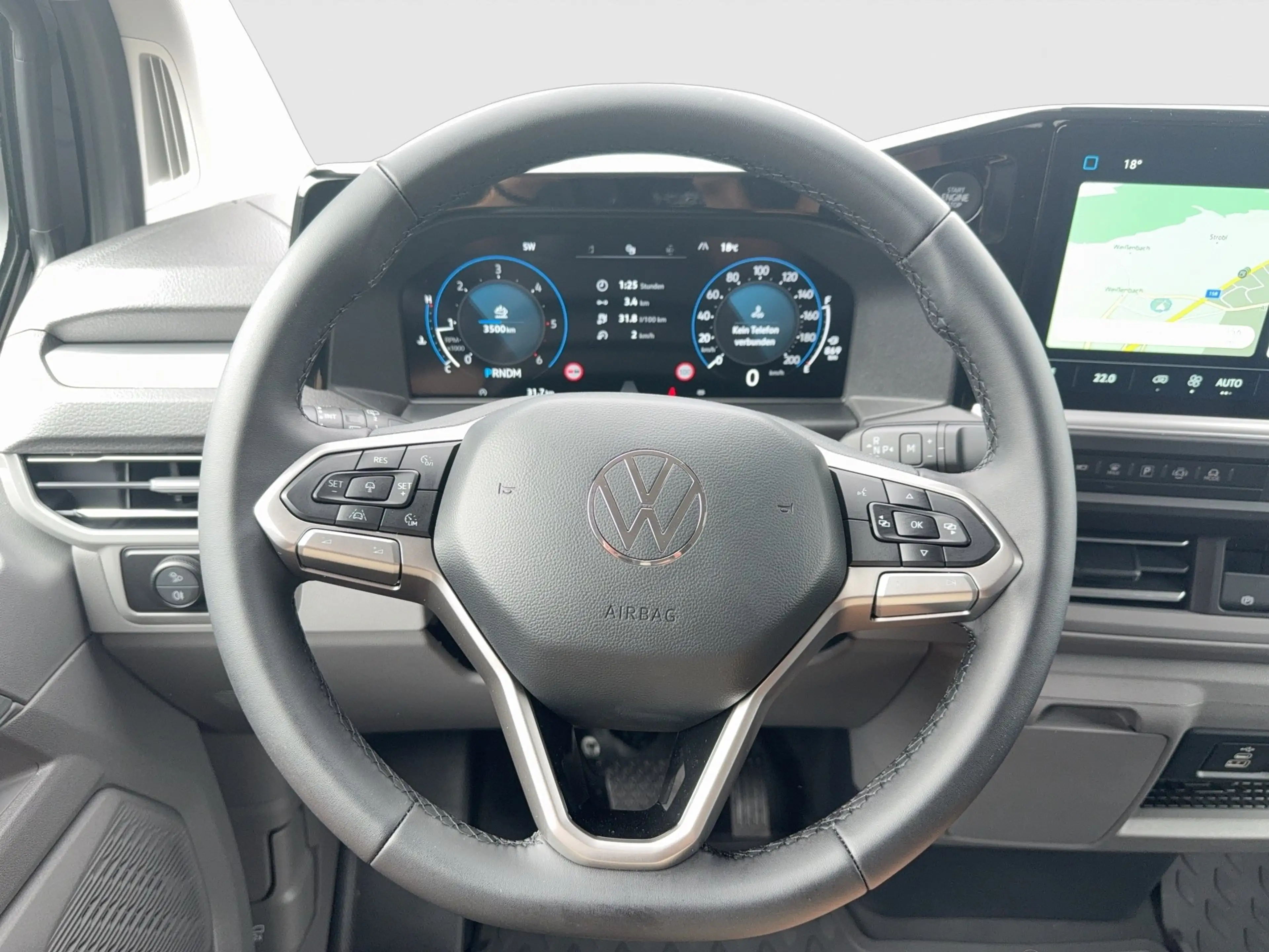 Volkswagen T7 Caravelle Life LR TDI 4MOTION — photo 8