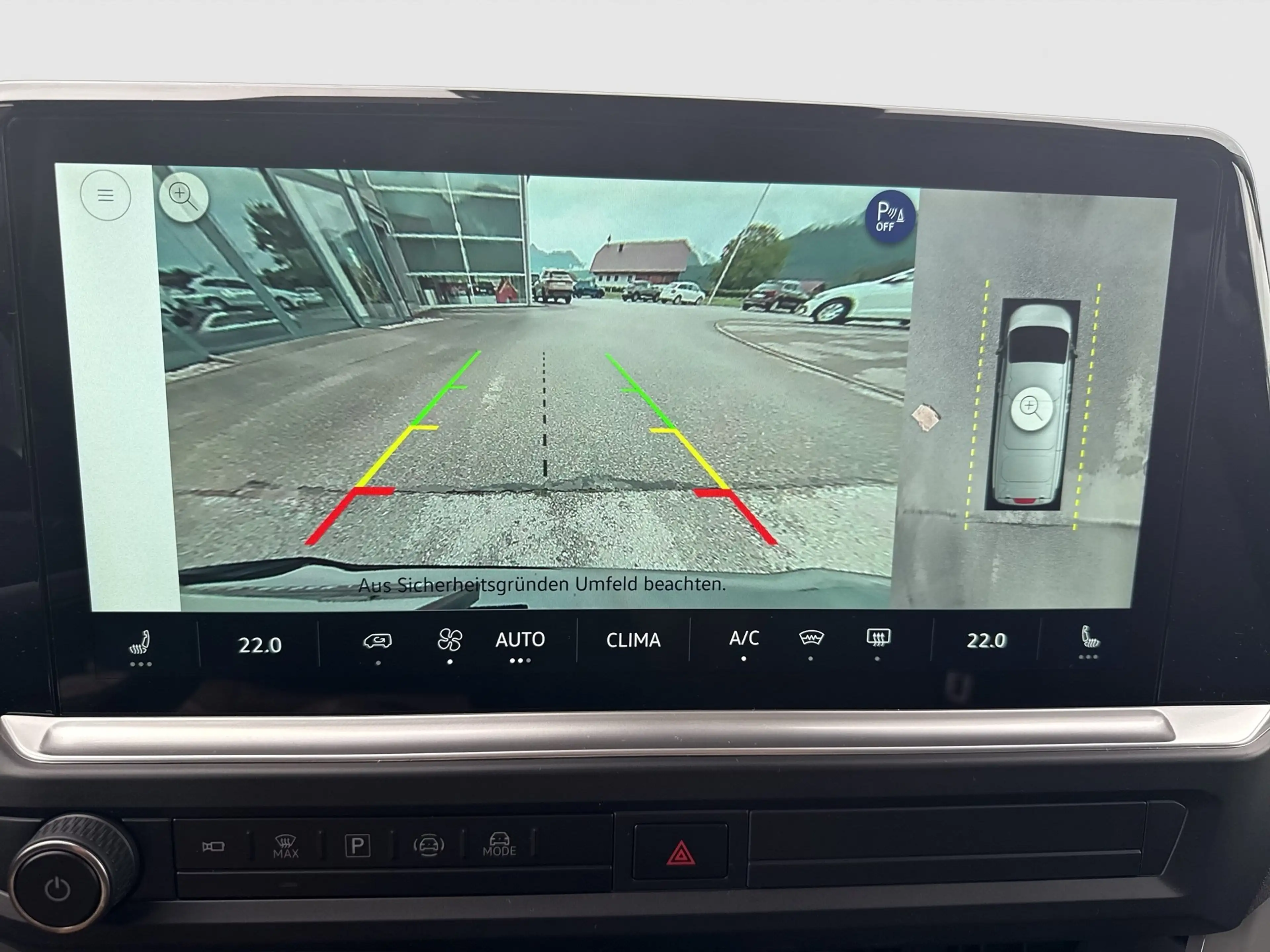 Volkswagen T7 Caravelle Life LR TDI 4MOTION — photo 12