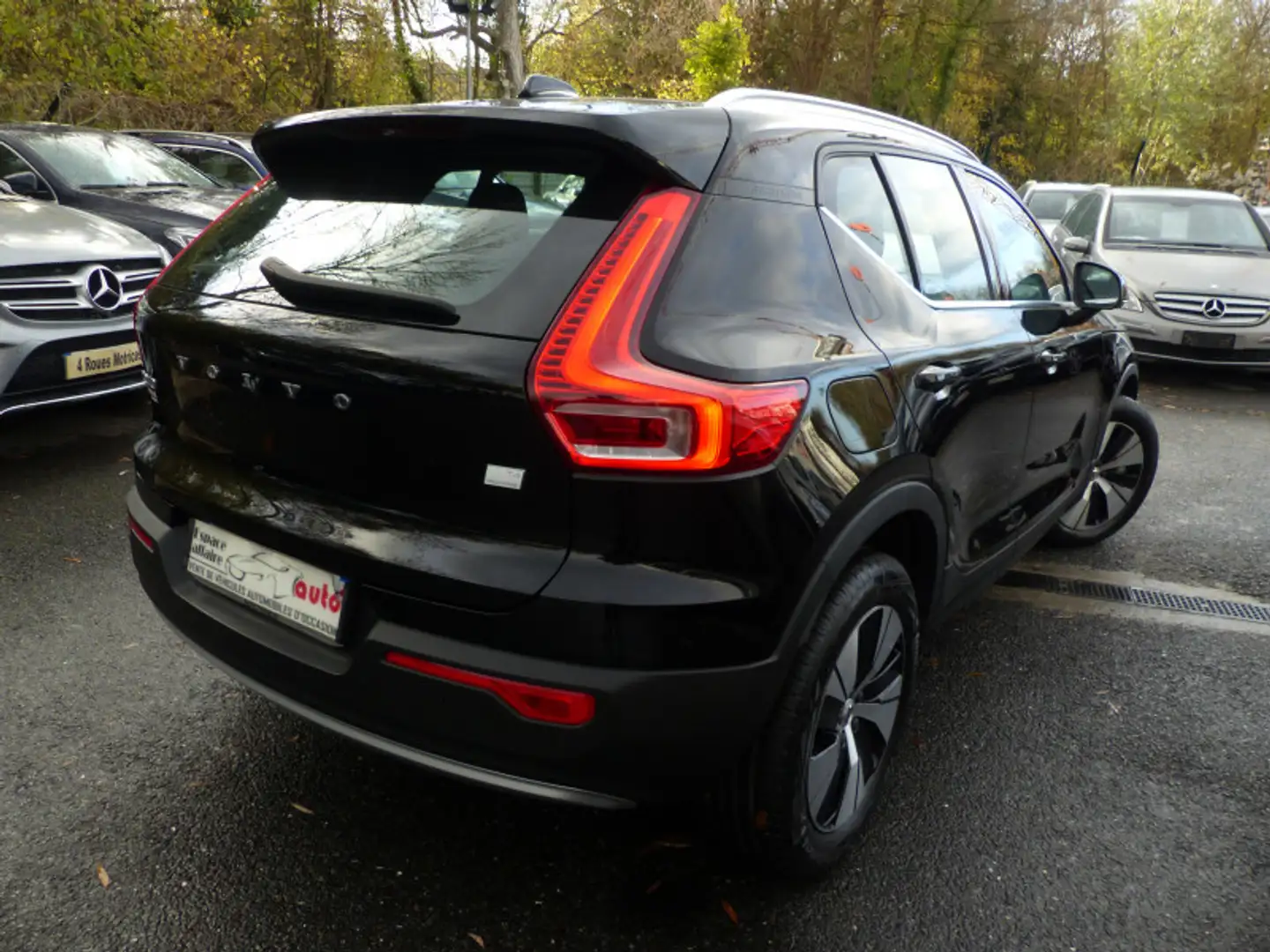 Volvo XC40 T4 RECHARGE 129 + 82CH INSCRIPTION BUSINESS DCT 7 Noir - 2