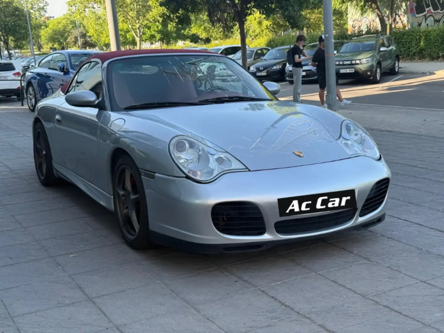 Porsche 997 Carrera 4 Cabriolet Gris - 2