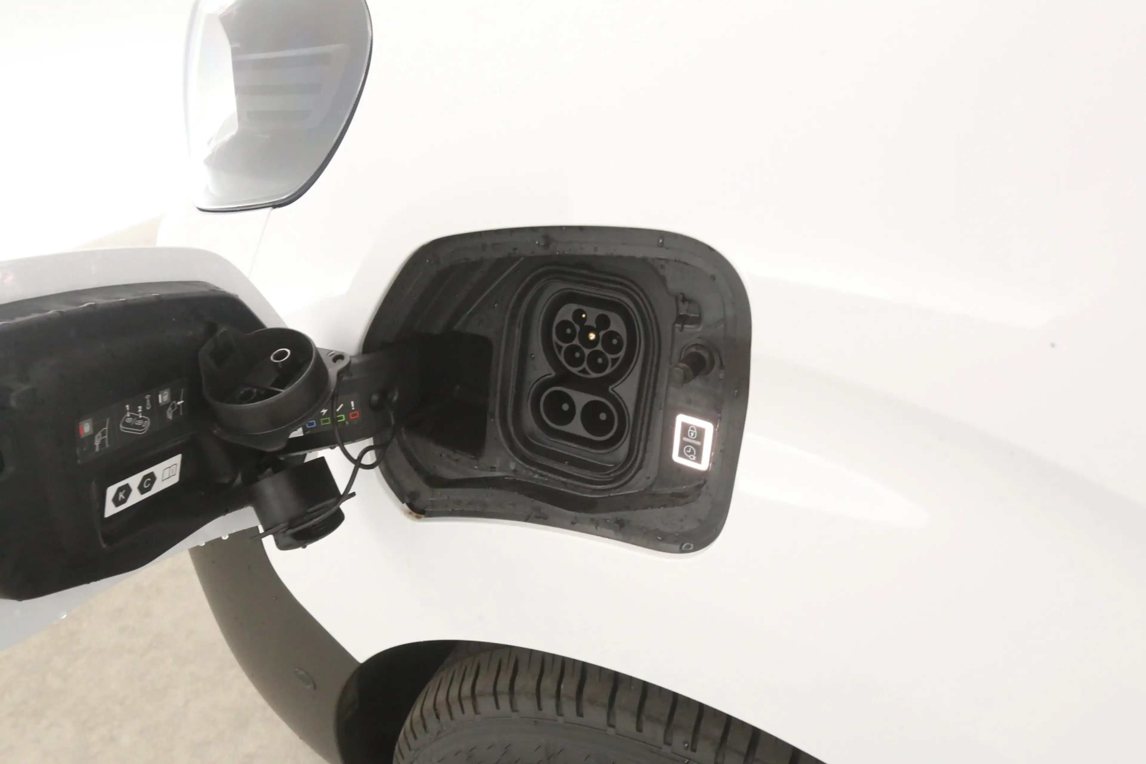 Opel Vivaro-e Toyota PROACE Electric Worker 75 kWh Long Range L2 — photo 7