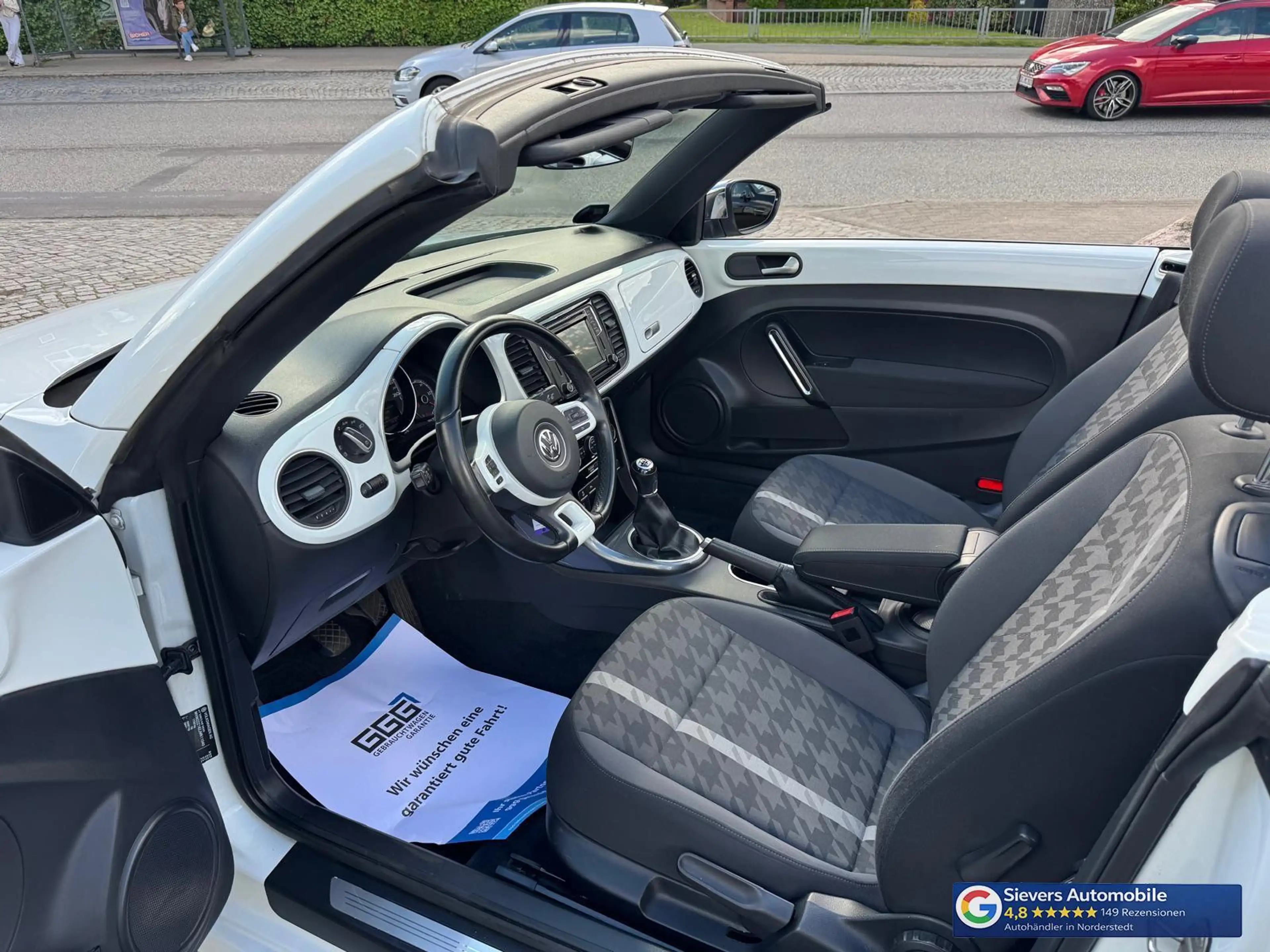 Volkswagen Beetle Cabriolet Design Start-Stopp Navi Apple CarPlay 19 — photo 14