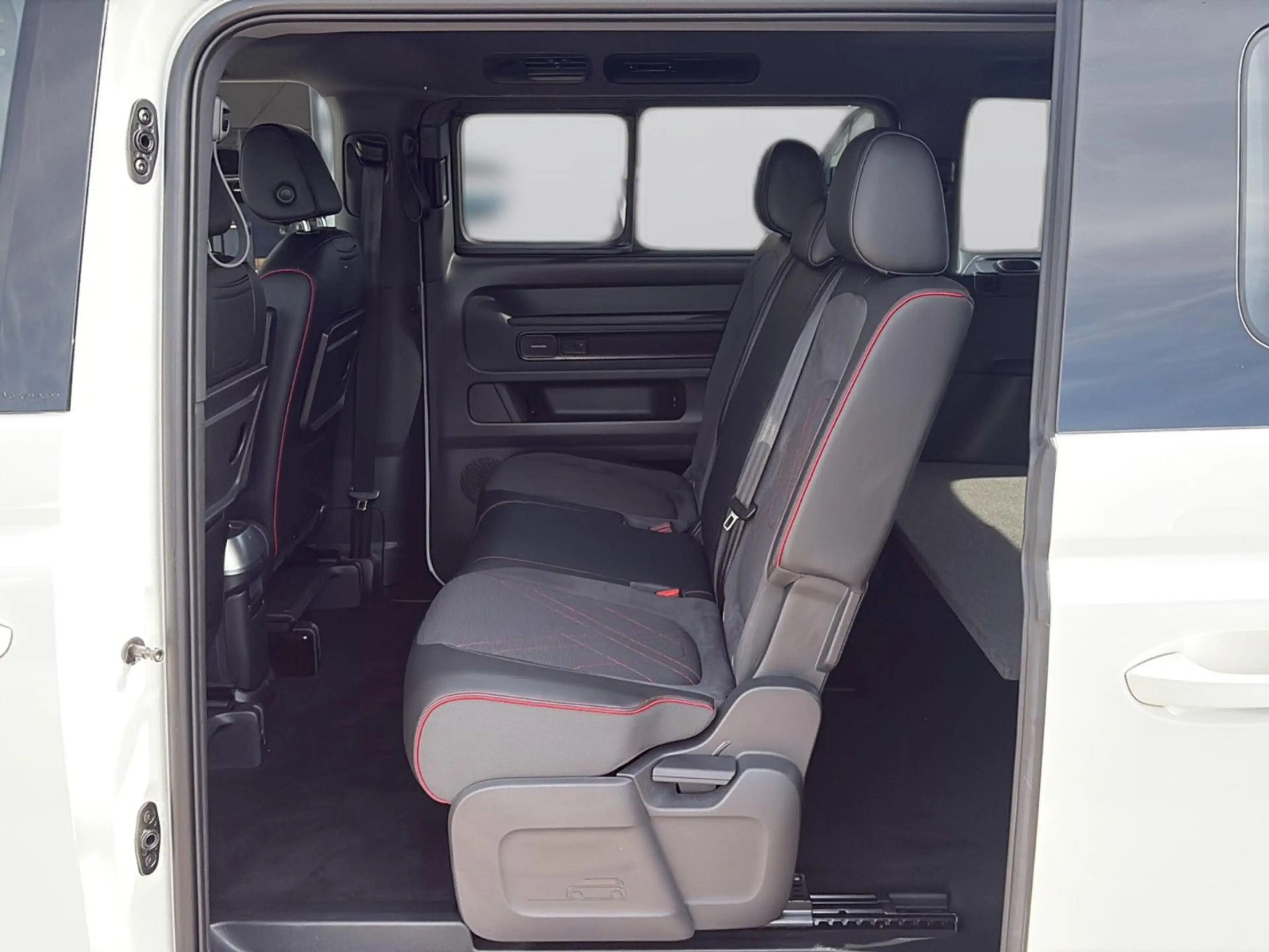 Volkswagen ID. Buzz GTX LR 4M ACC AHK H/K HuD KZU 360° WP — photo 9