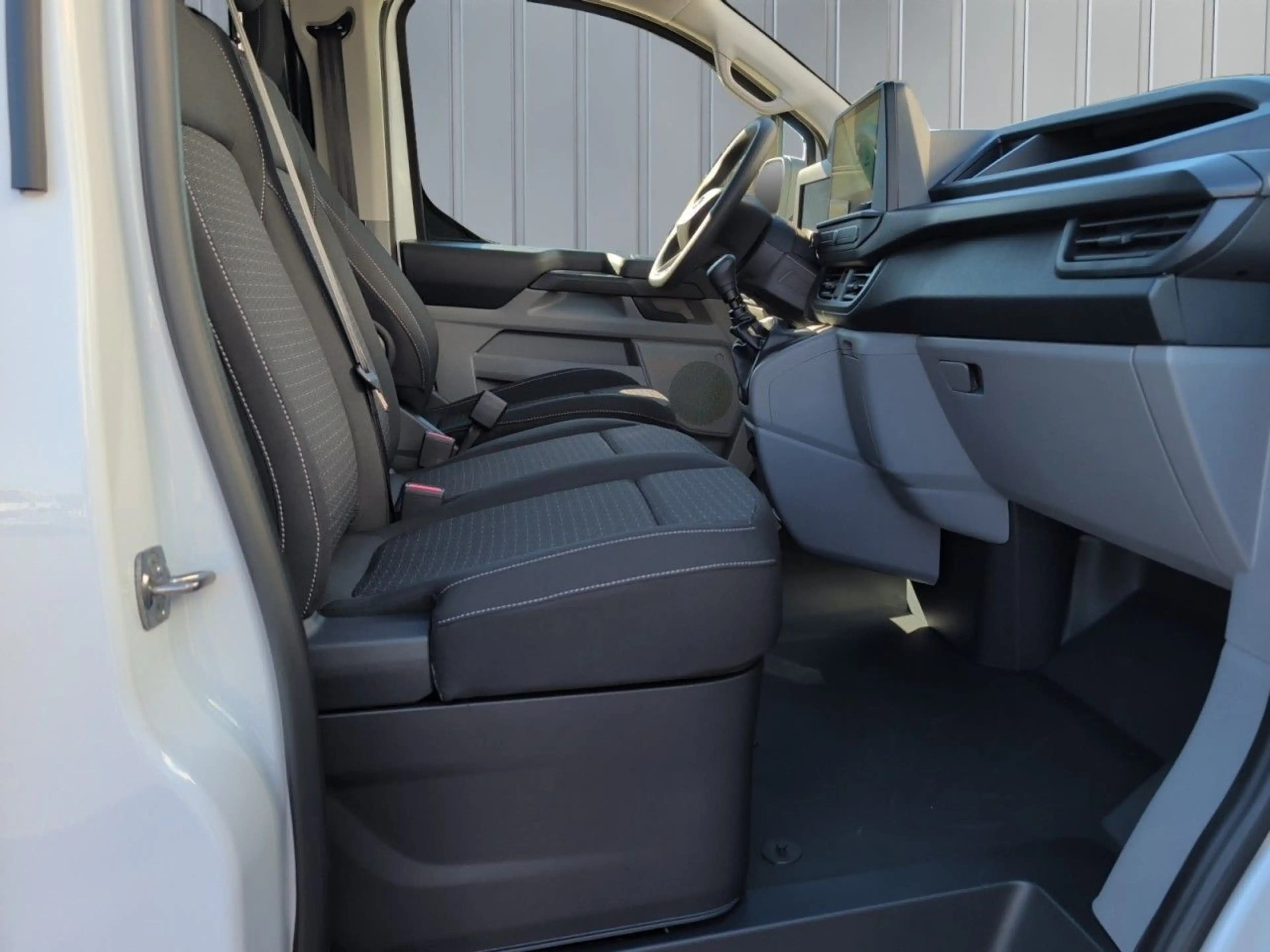 Ford Transit Custom Trend 280L1 Kamera+ParkPilot+DAB — photo 13