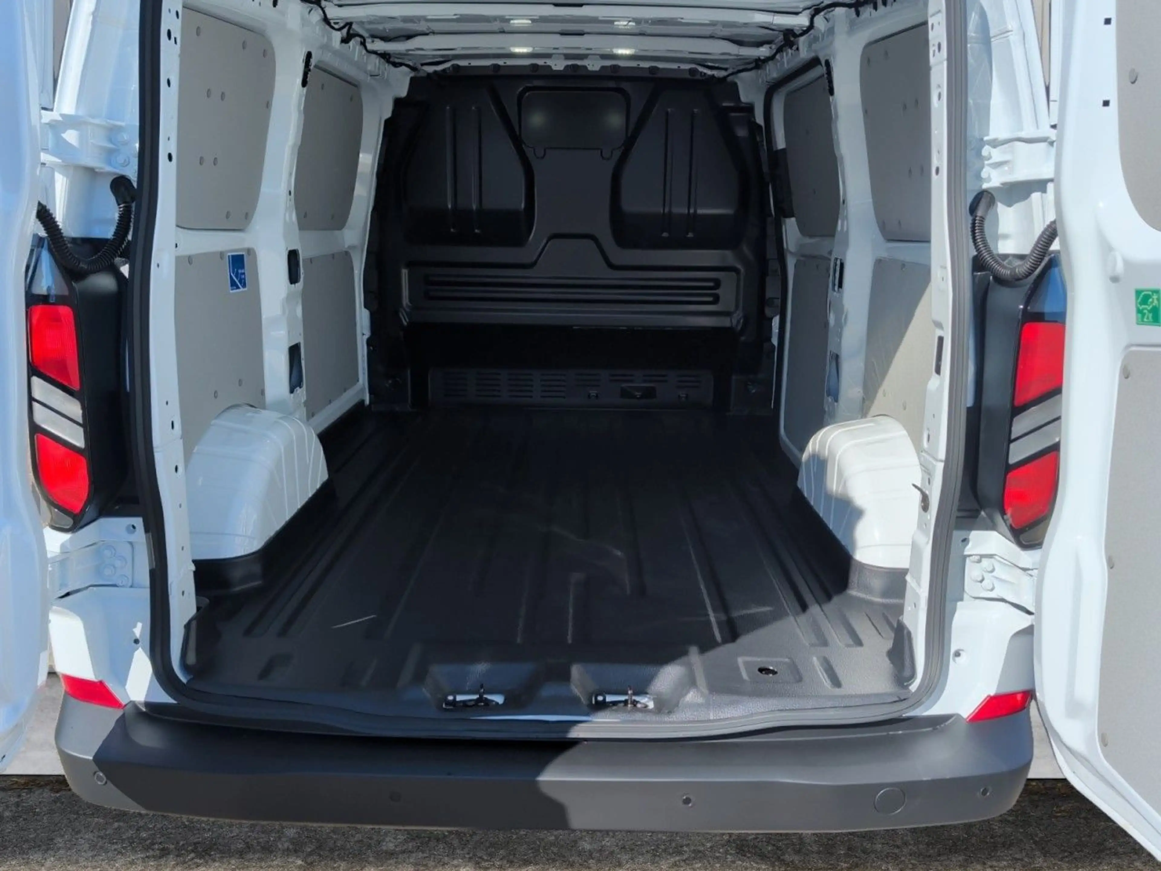 Ford Transit Custom Trend 280L1 Kamera+ParkPilot+DAB — photo 6