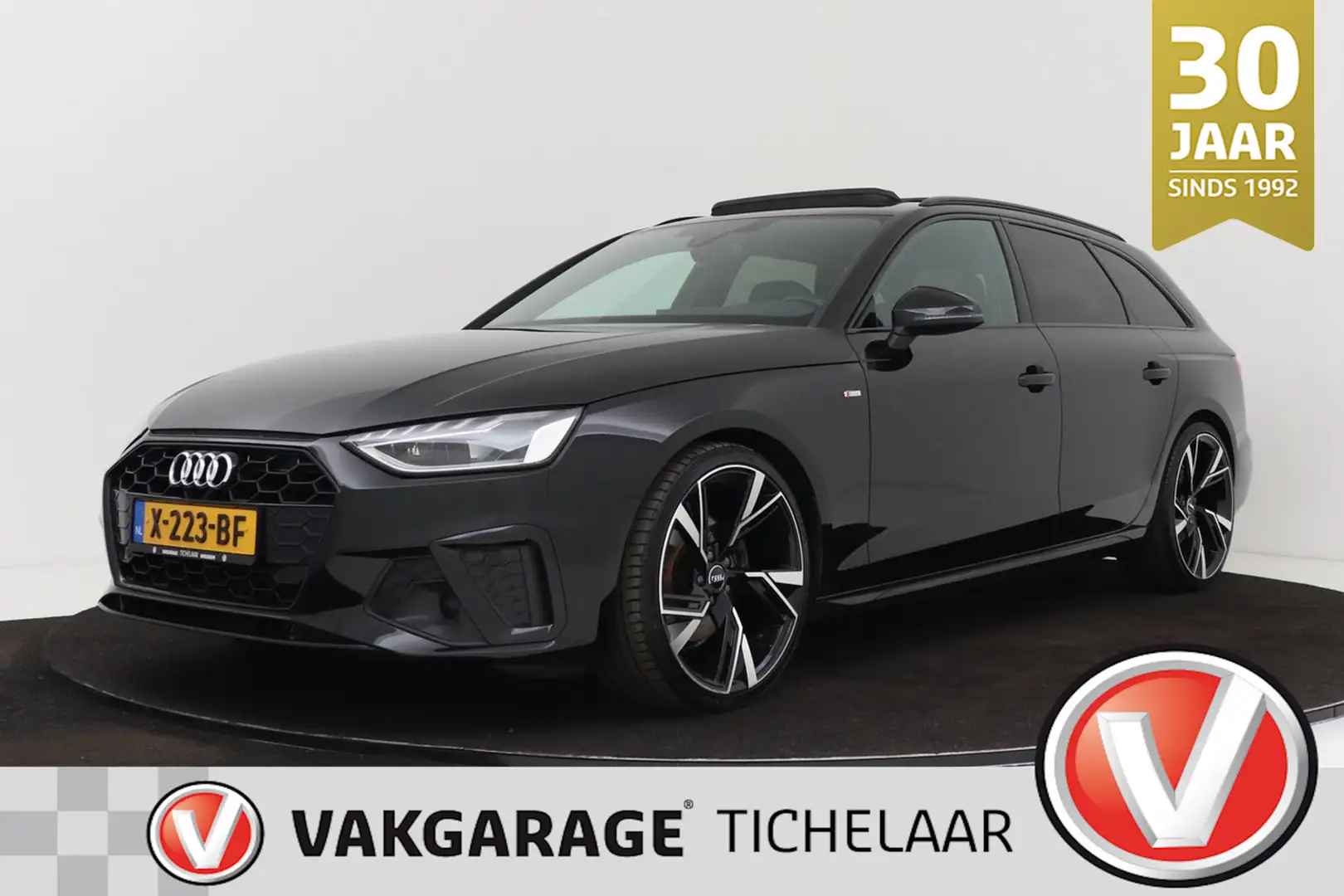 Audi A4 Avant 40 TFSI Launch edition S-Line | Panoramadak Zwart - 1