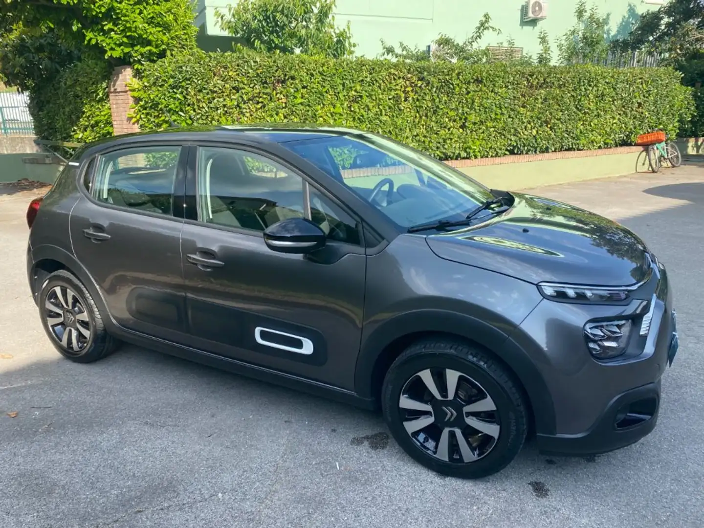 Citroen C3 PureTech 83 S&S Shine NAVIGATORE/TELECAMERA Grigio - 2