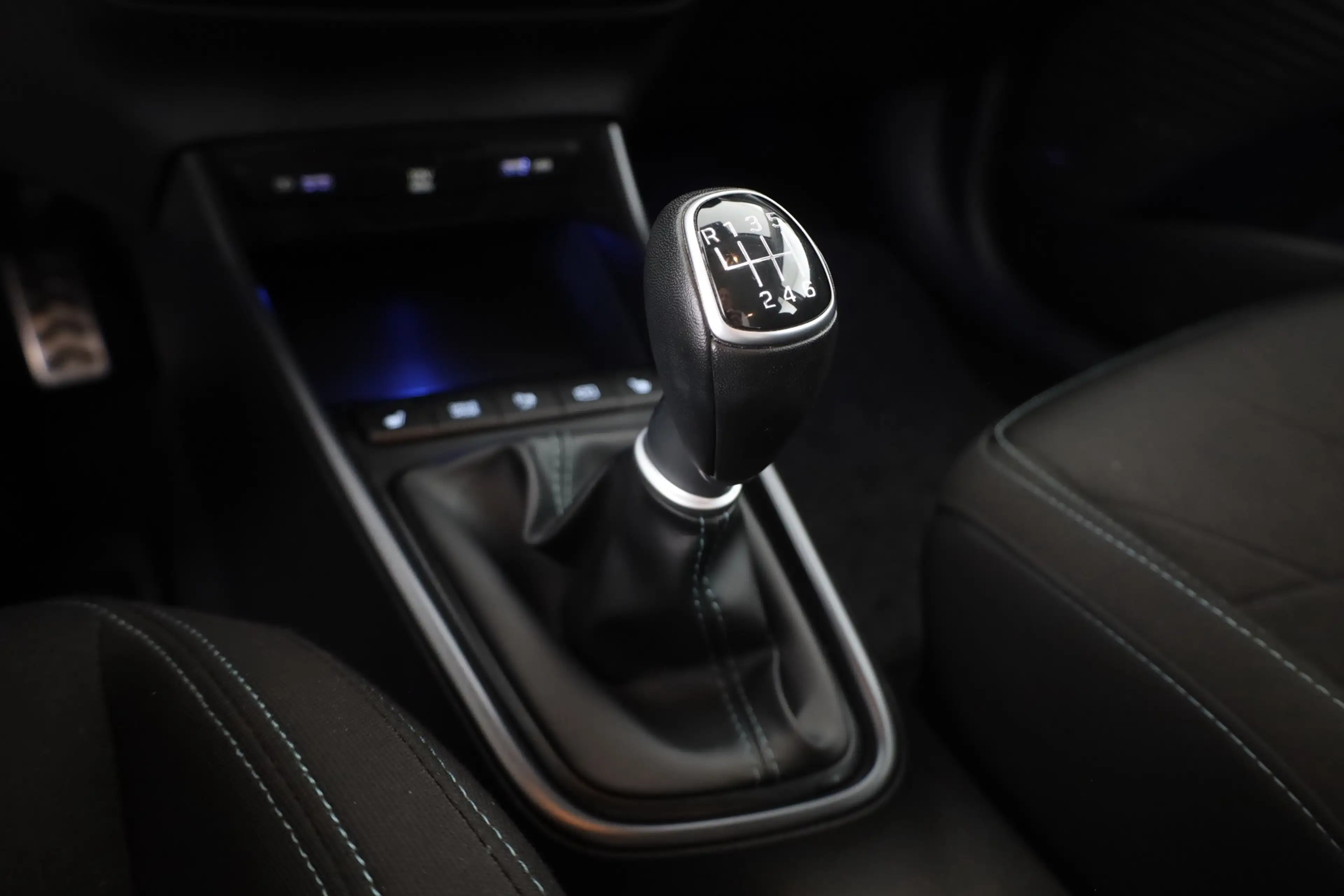 Hyundai BAYON Bayon 1.0 T-GDI Intro Edition LED Navi Kamera — photo 14