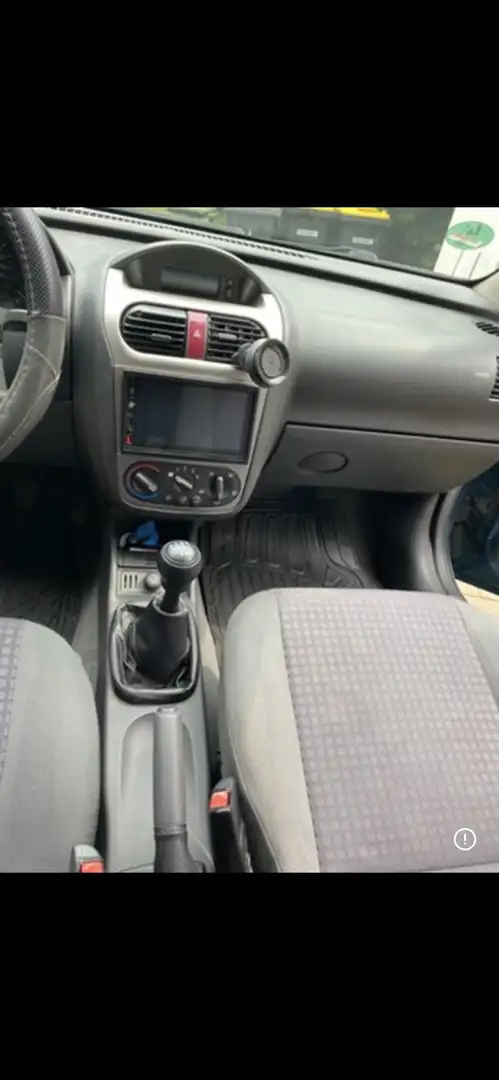 Opel Corsa 1.2 16V - 2