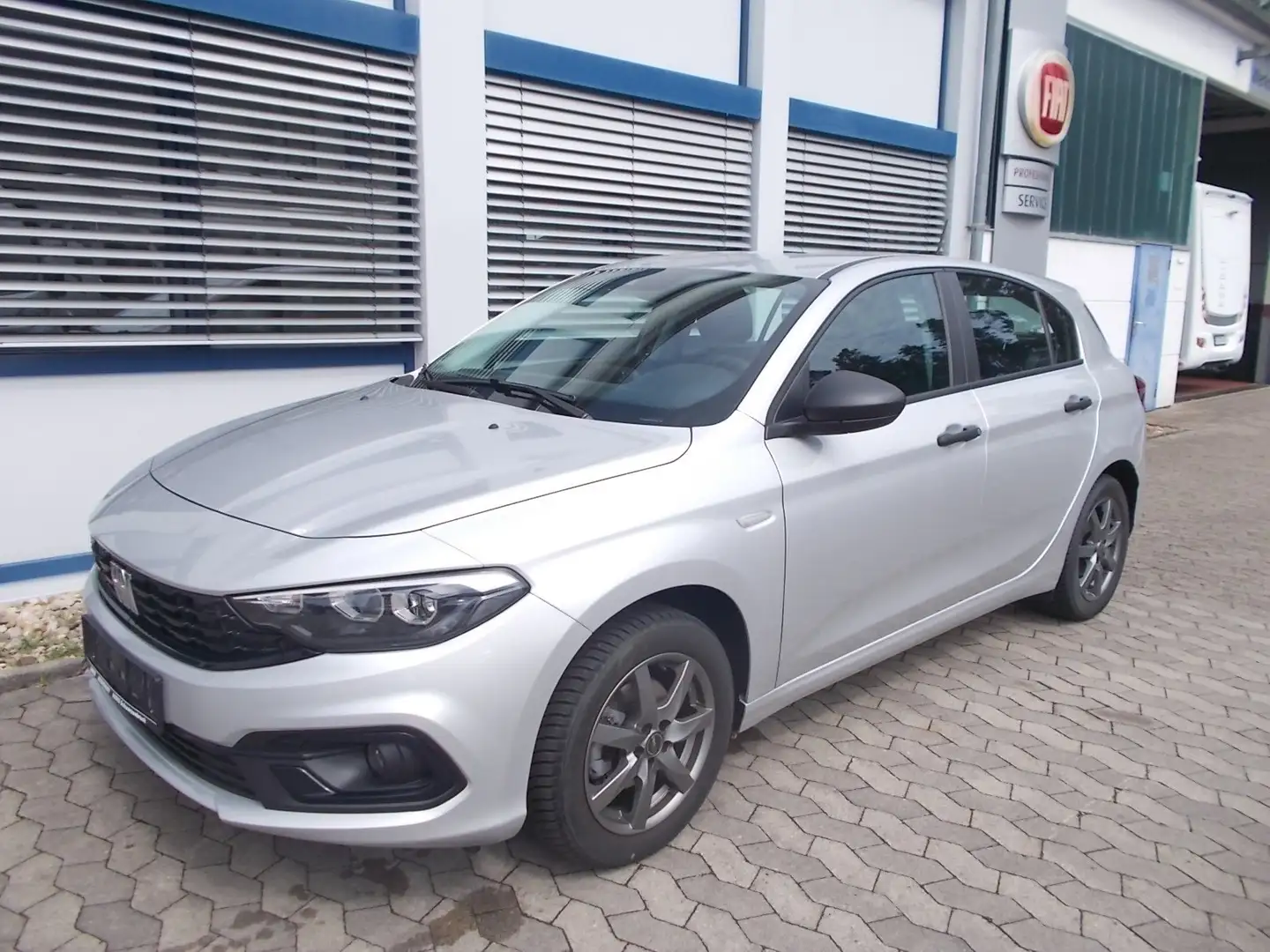 Fiat Tipo 1.0 T3 City Life Silber - 1