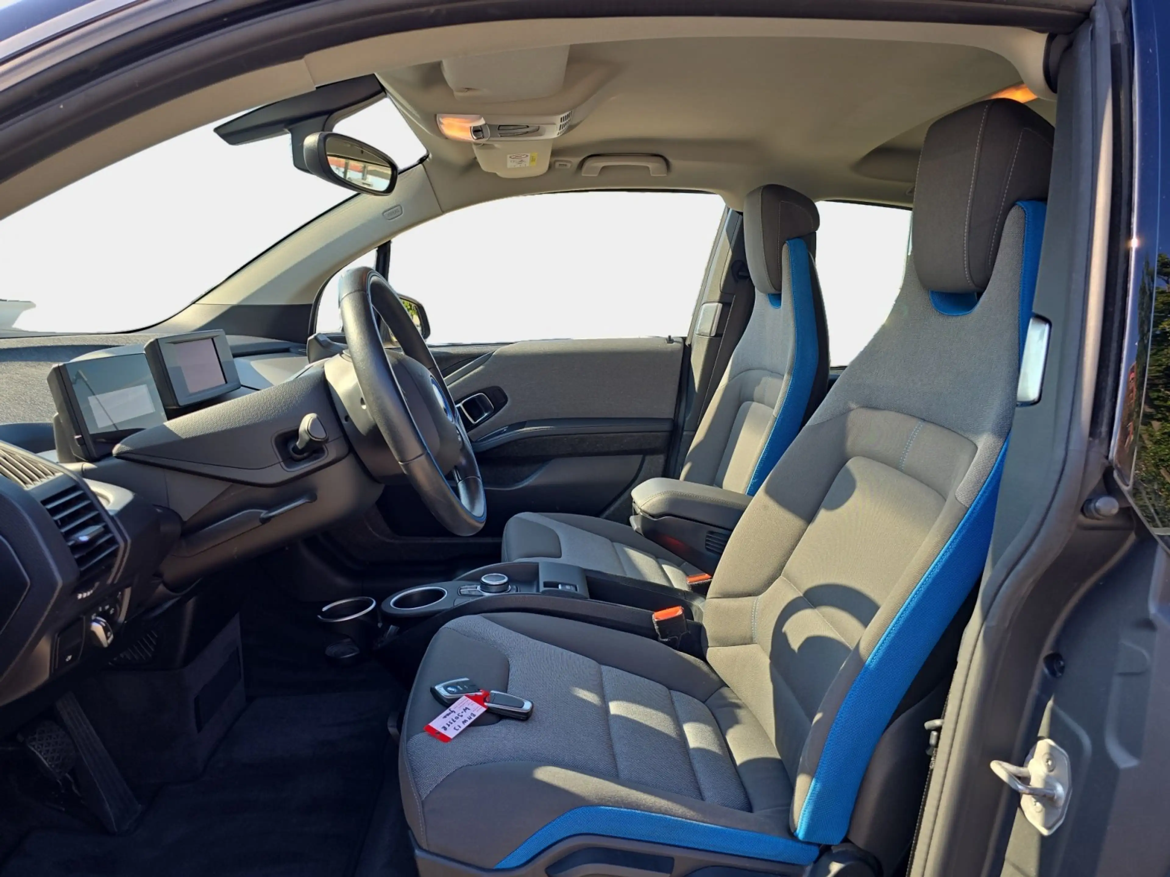 BMW i3 Basis — photo 10