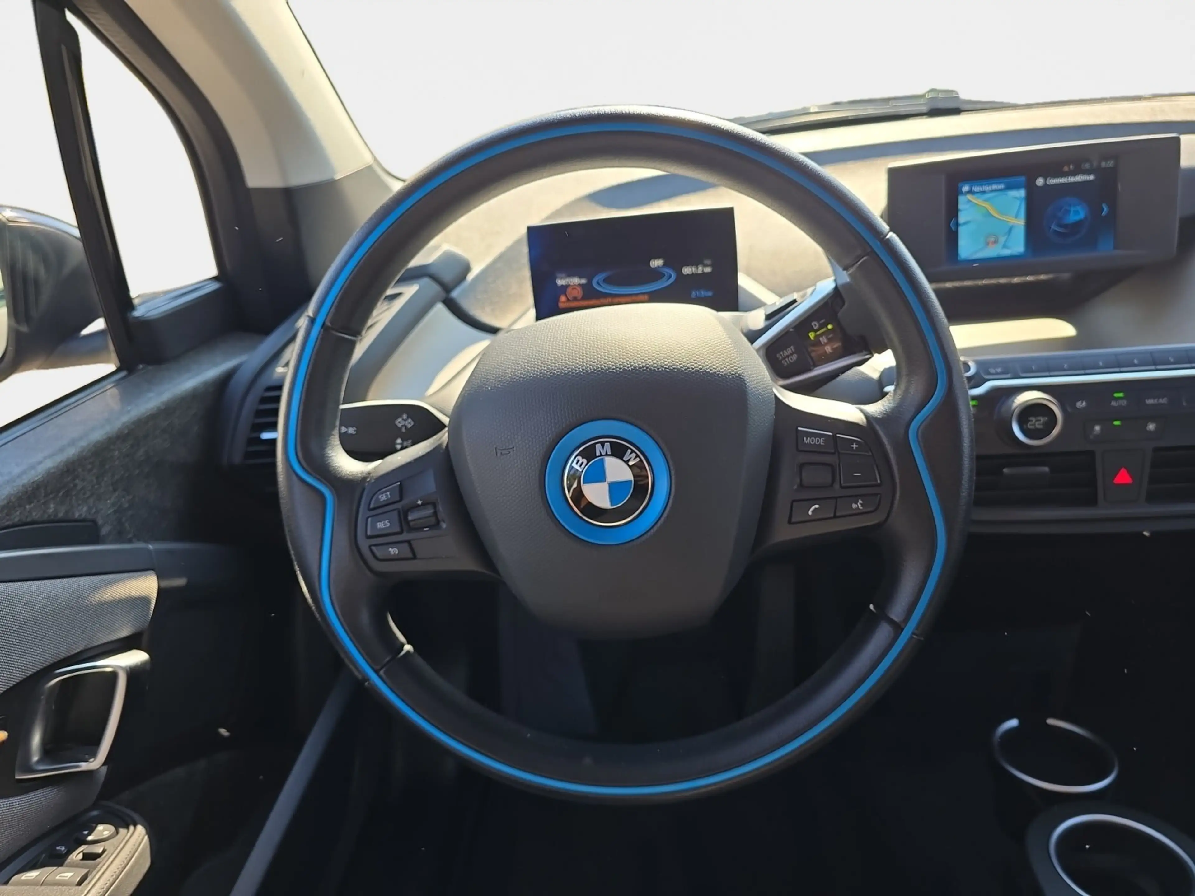 BMW i3 Basis — photo 13