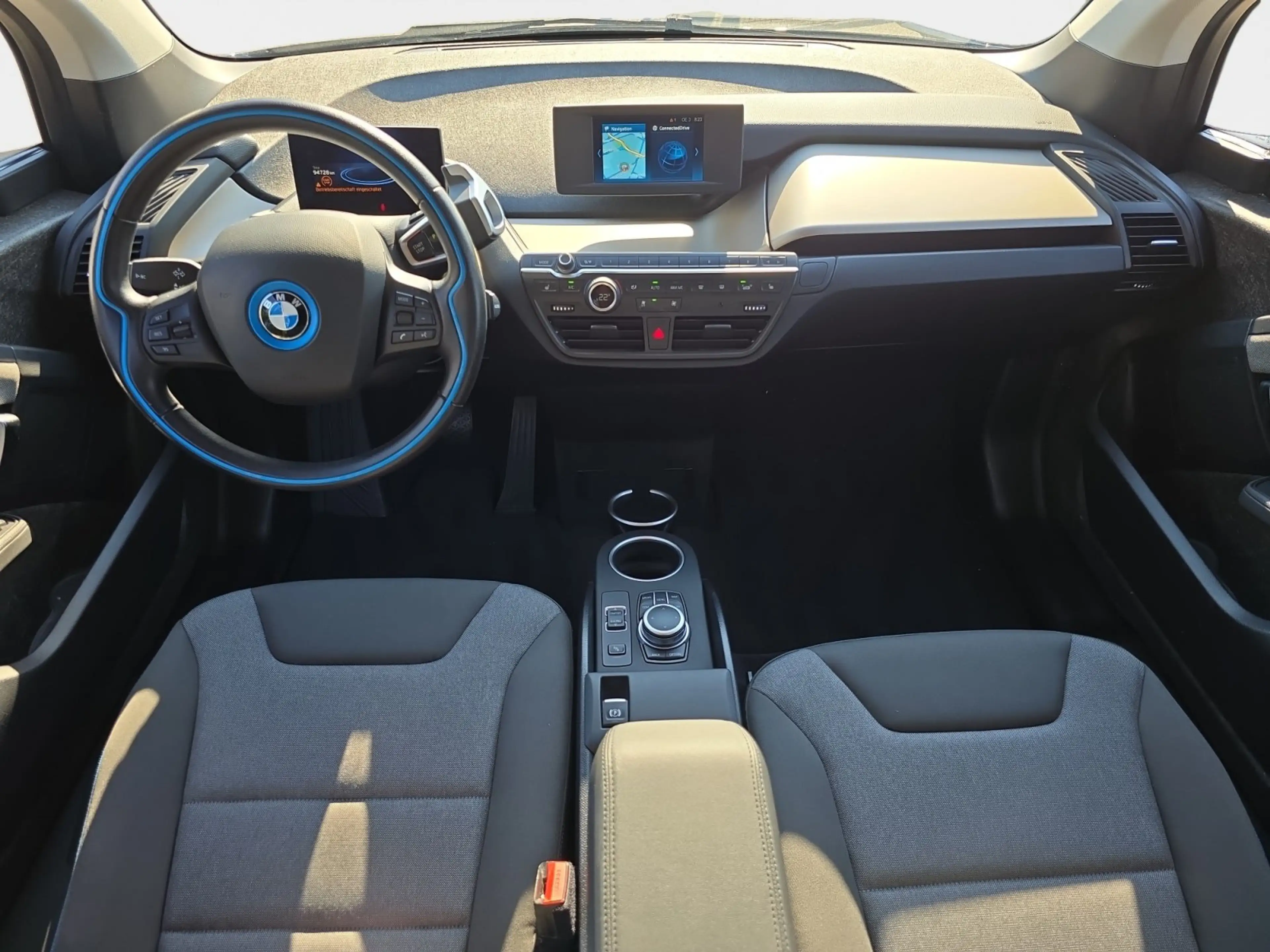 BMW i3 Basis — photo 11