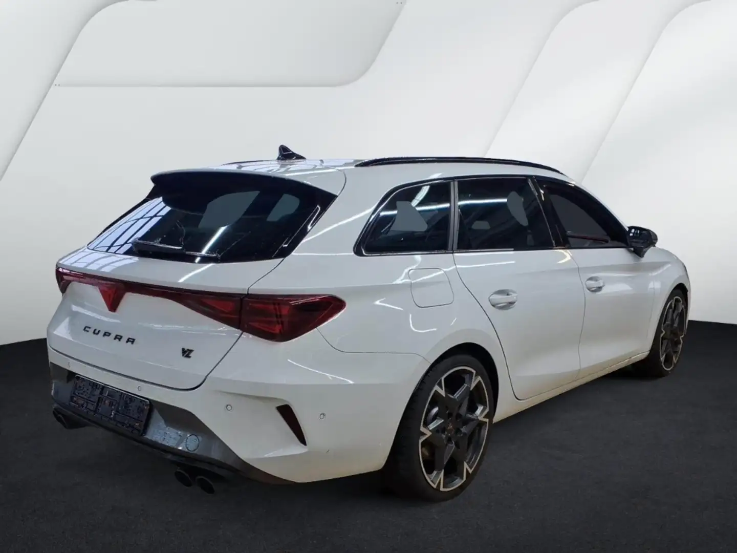 CUPRA Leon Sp. VZ 4Drive DSG PANO AHK MATRIX SENNHEISER Weiß - 2