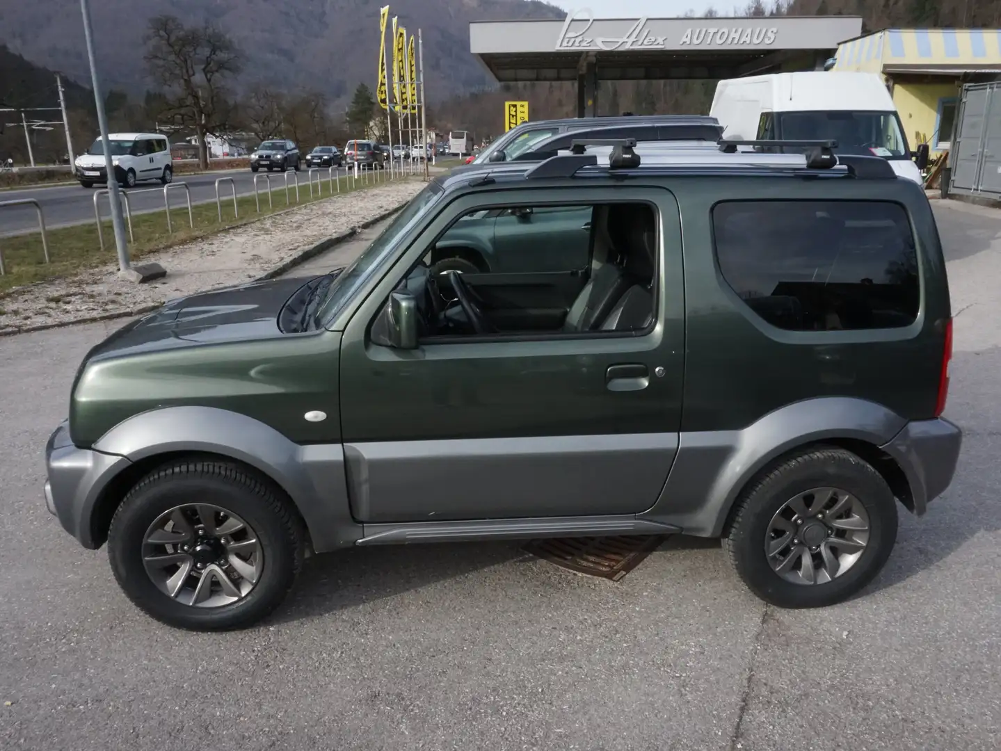 Suzuki Jimny 1,3 VX L3 deluxe Grün - 2