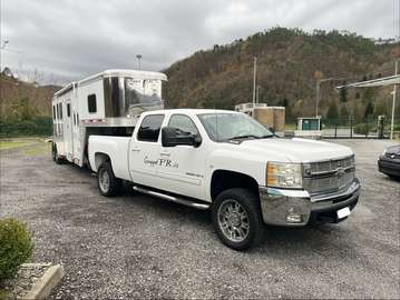 SILVERADO 2500 HD + TRAILER EXISS SOONER LIVING QUARTERS TRASPORTO CAVALLI - PREZZO SU STRADA TUTTO COMPRESO