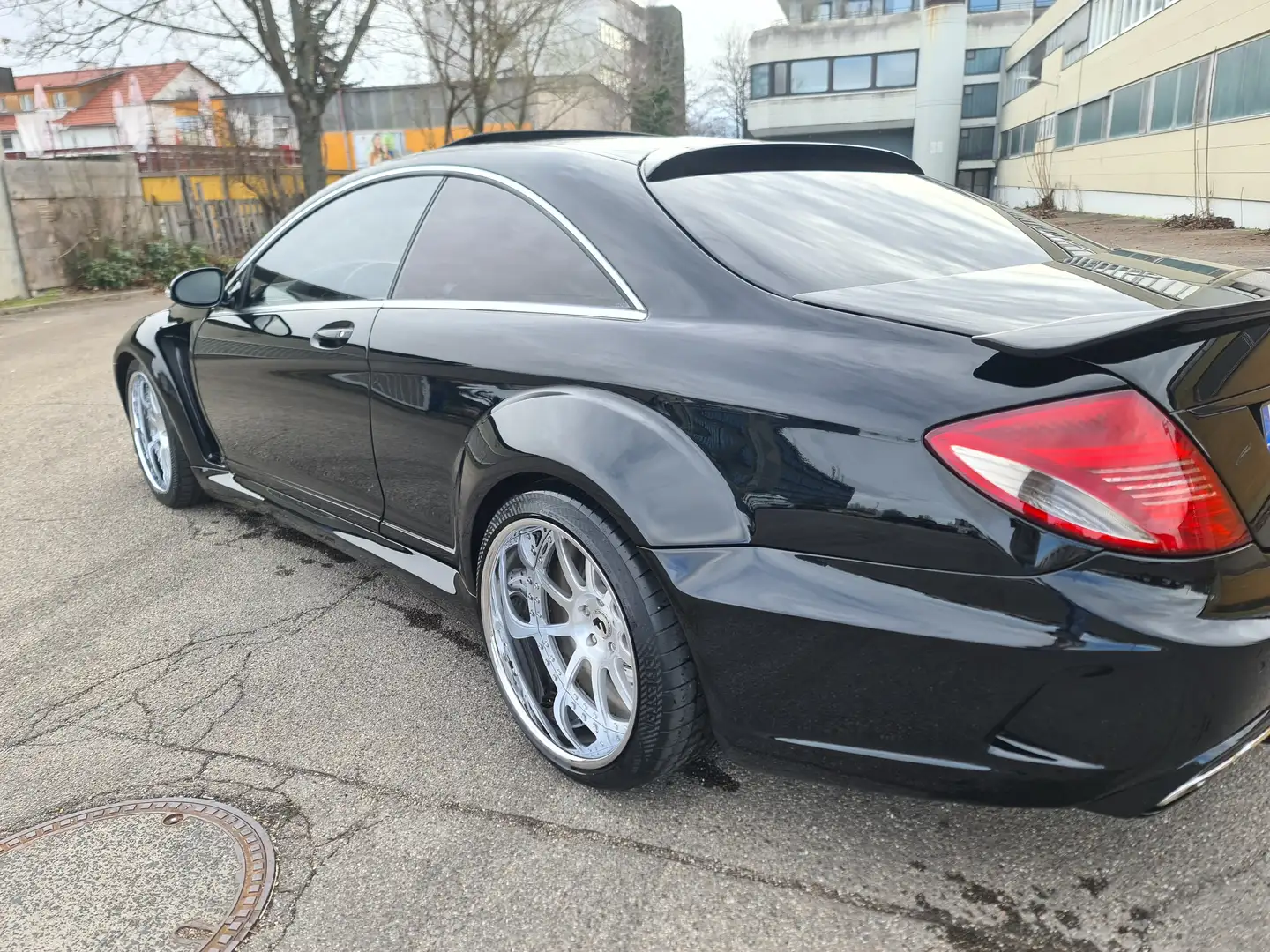 Mercedes-Benz CL 63 AMG CL 63 AMG 7G-TRONIC crna - 2