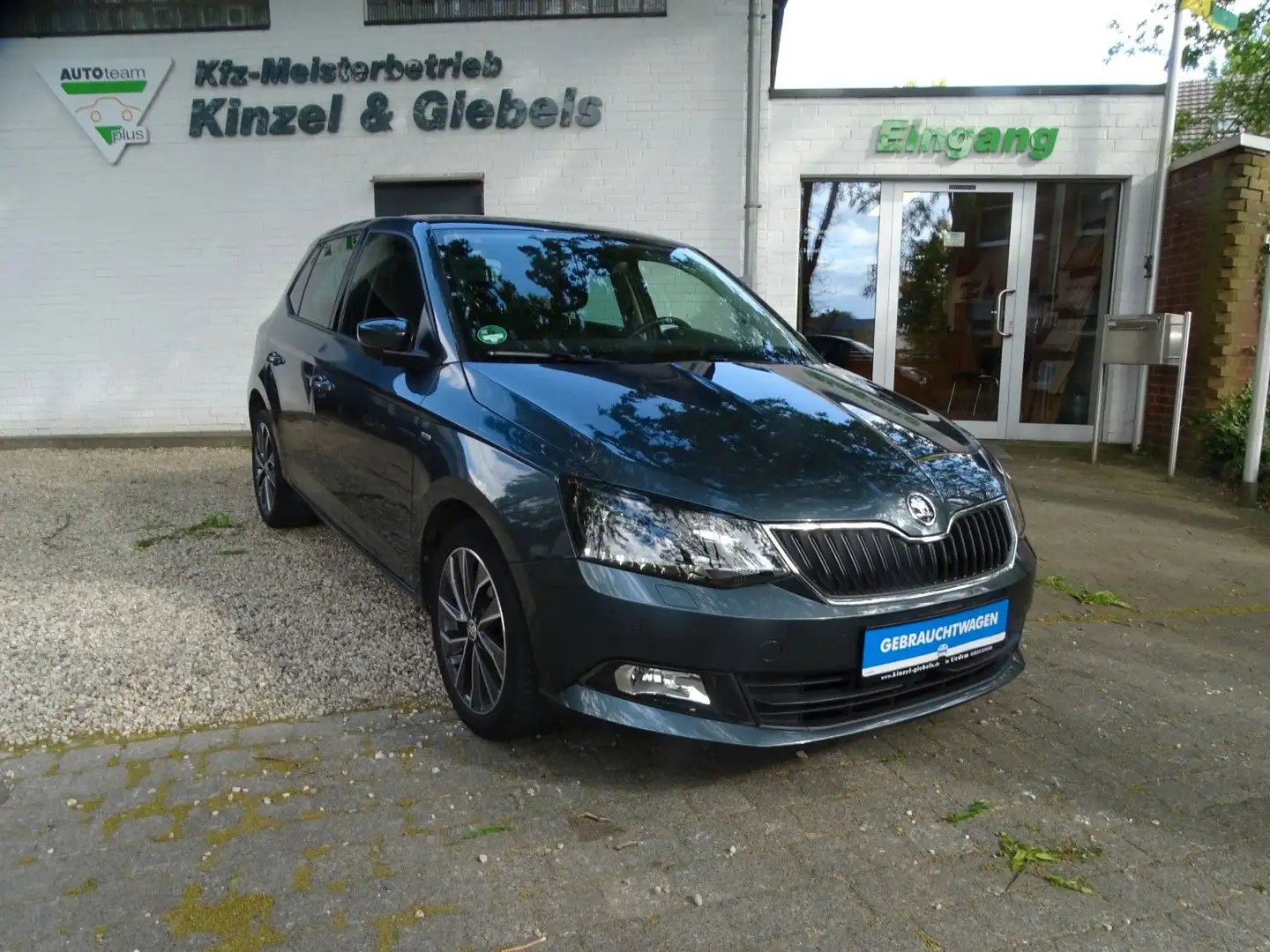 Skoda Fabia Drive Klima Navi Gris - 1