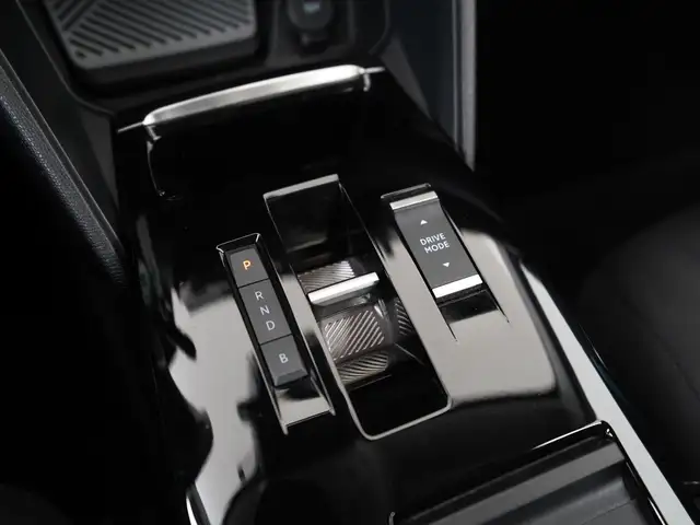 Citroen E-C4 view 11