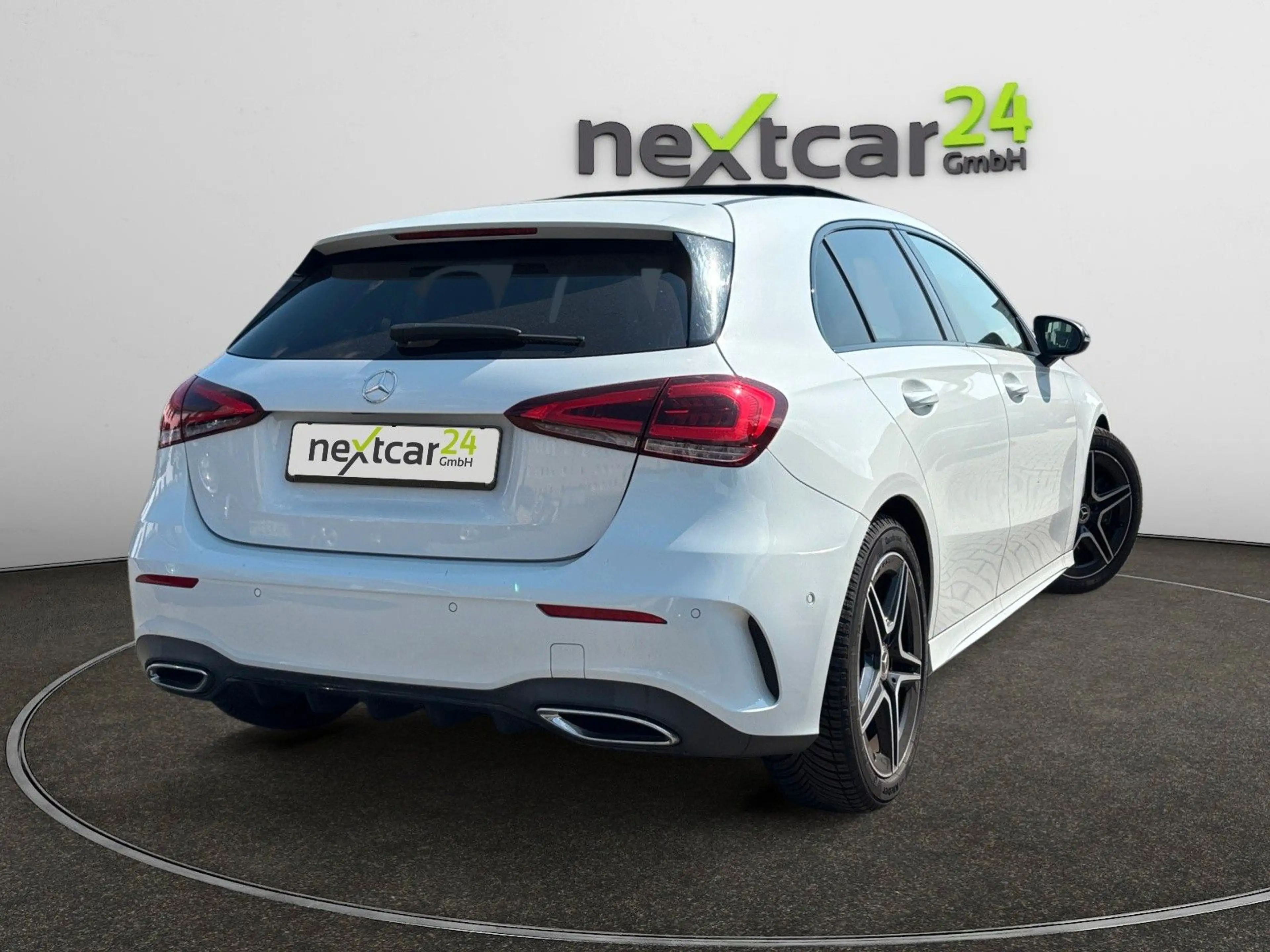 Mercedes-Benz A 250 AMG NIGHT-PAKET|PANO|AMBIENTE|NAVI 18"Z — photo 5
