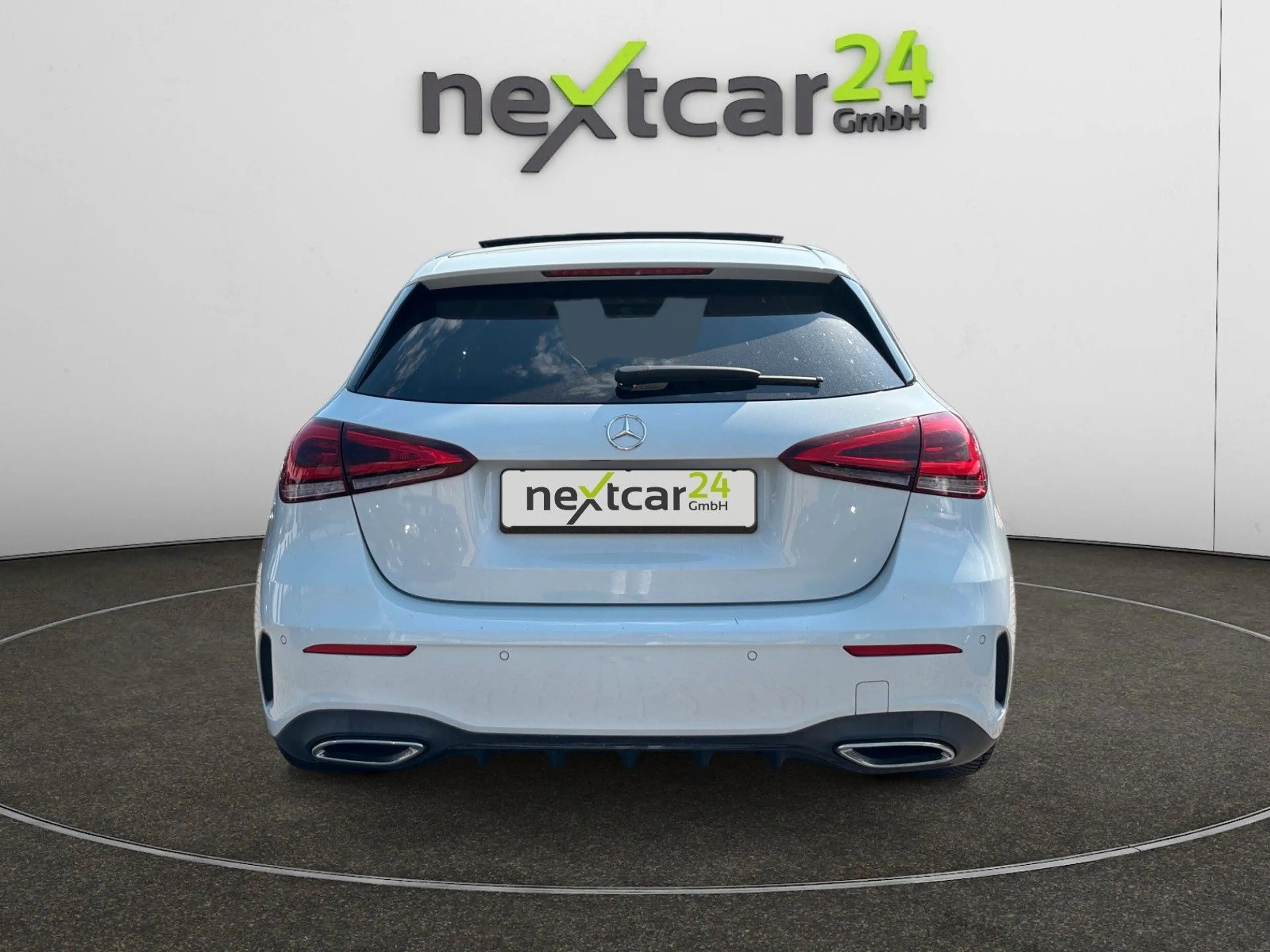 Mercedes-Benz A 250 AMG NIGHT-PAKET|PANO|AMBIENTE|NAVI 18"Z — photo 4