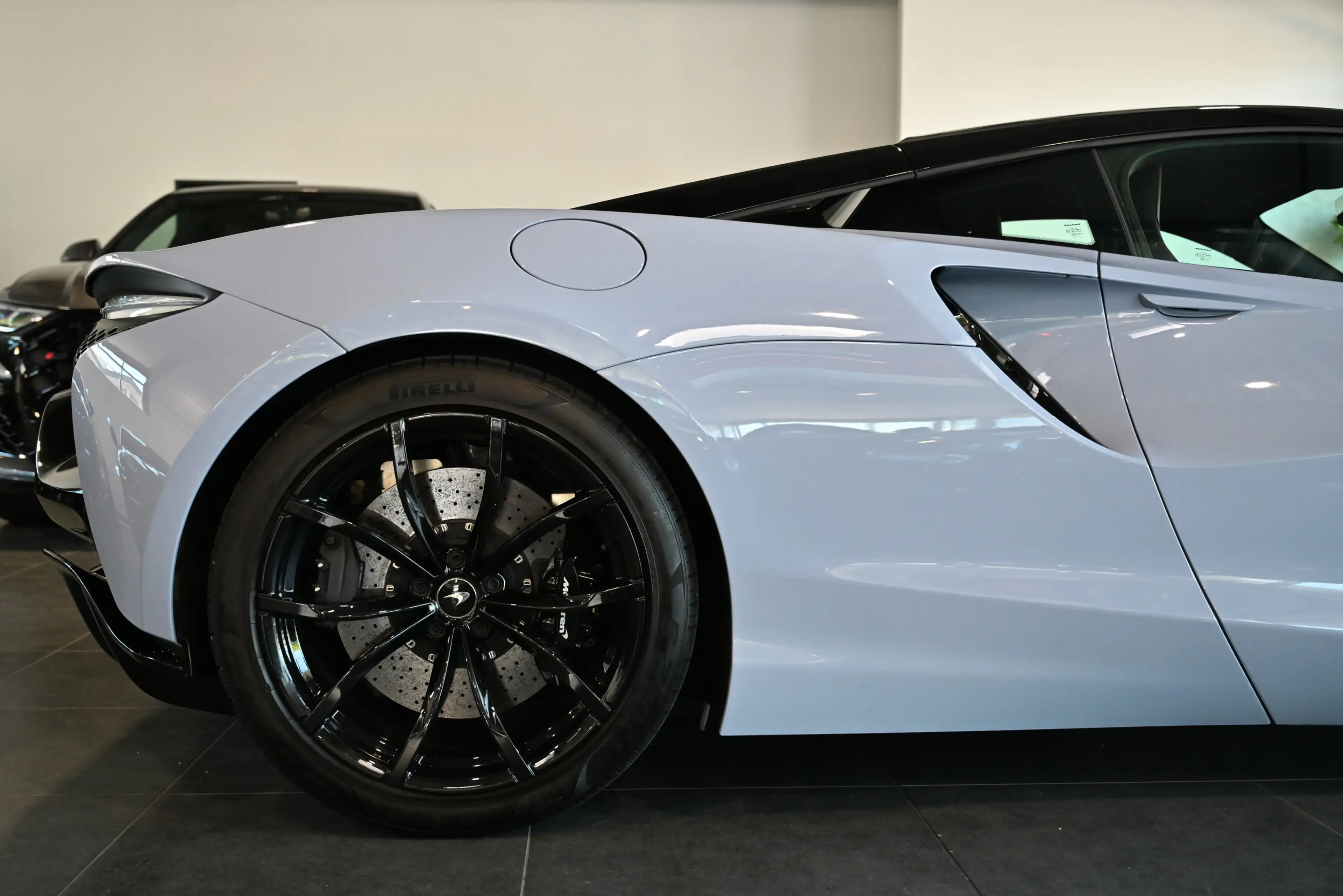 McLaren Artura MSO Ceramic Grey Tech Lux Technology Pack — photo 12