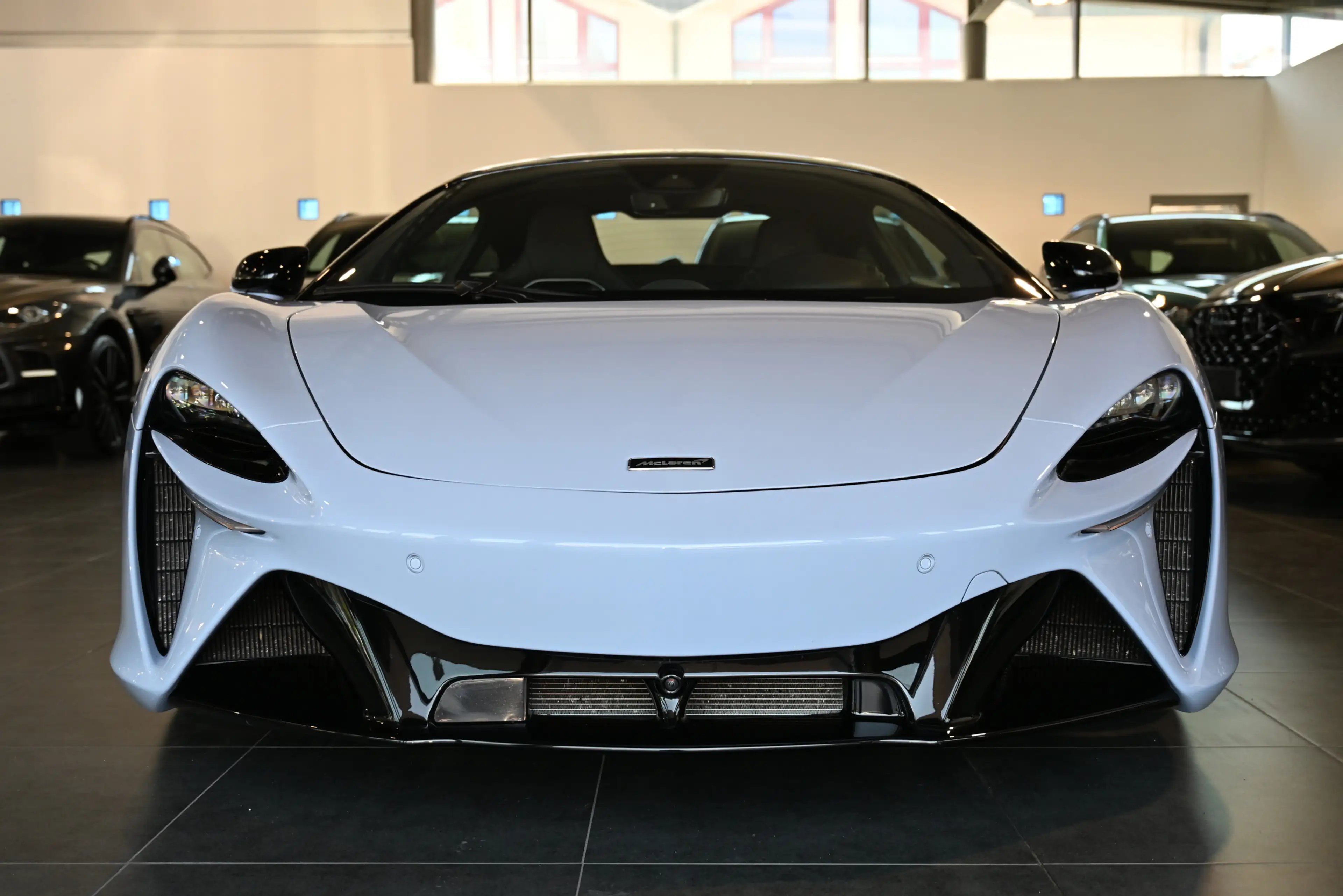 McLaren Artura MSO Ceramic Grey Tech Lux Technology Pack — photo 6