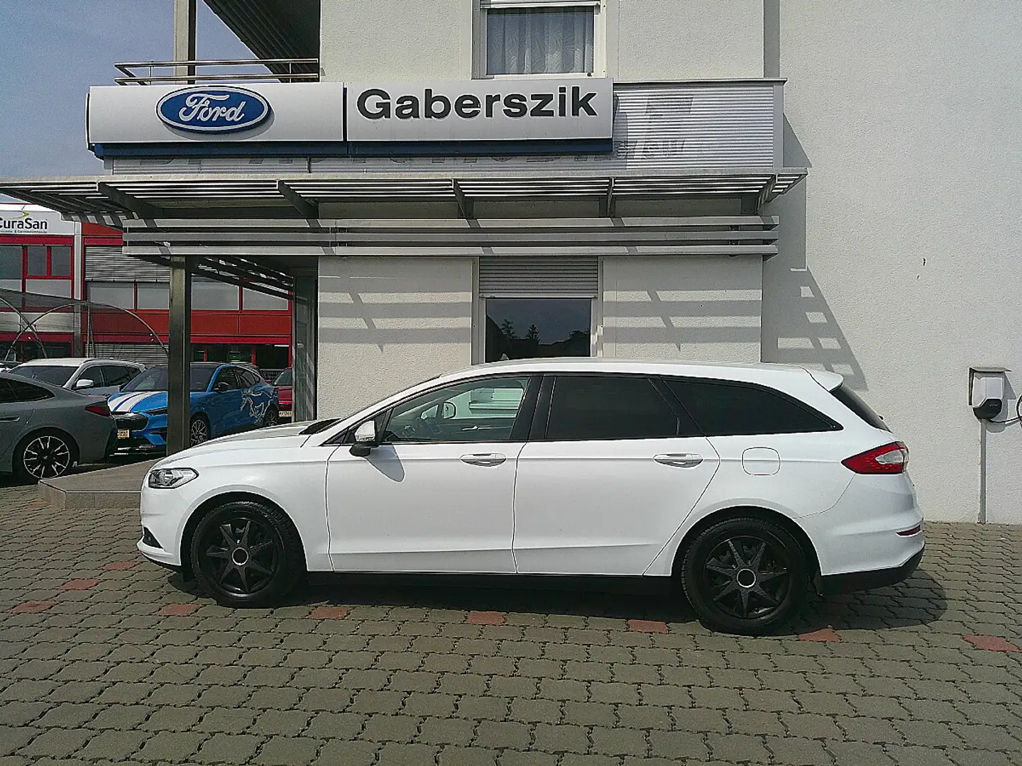 Ford Mondeo Traveller Trend 2,0 TDCi Start/Stop Weiß - 2
