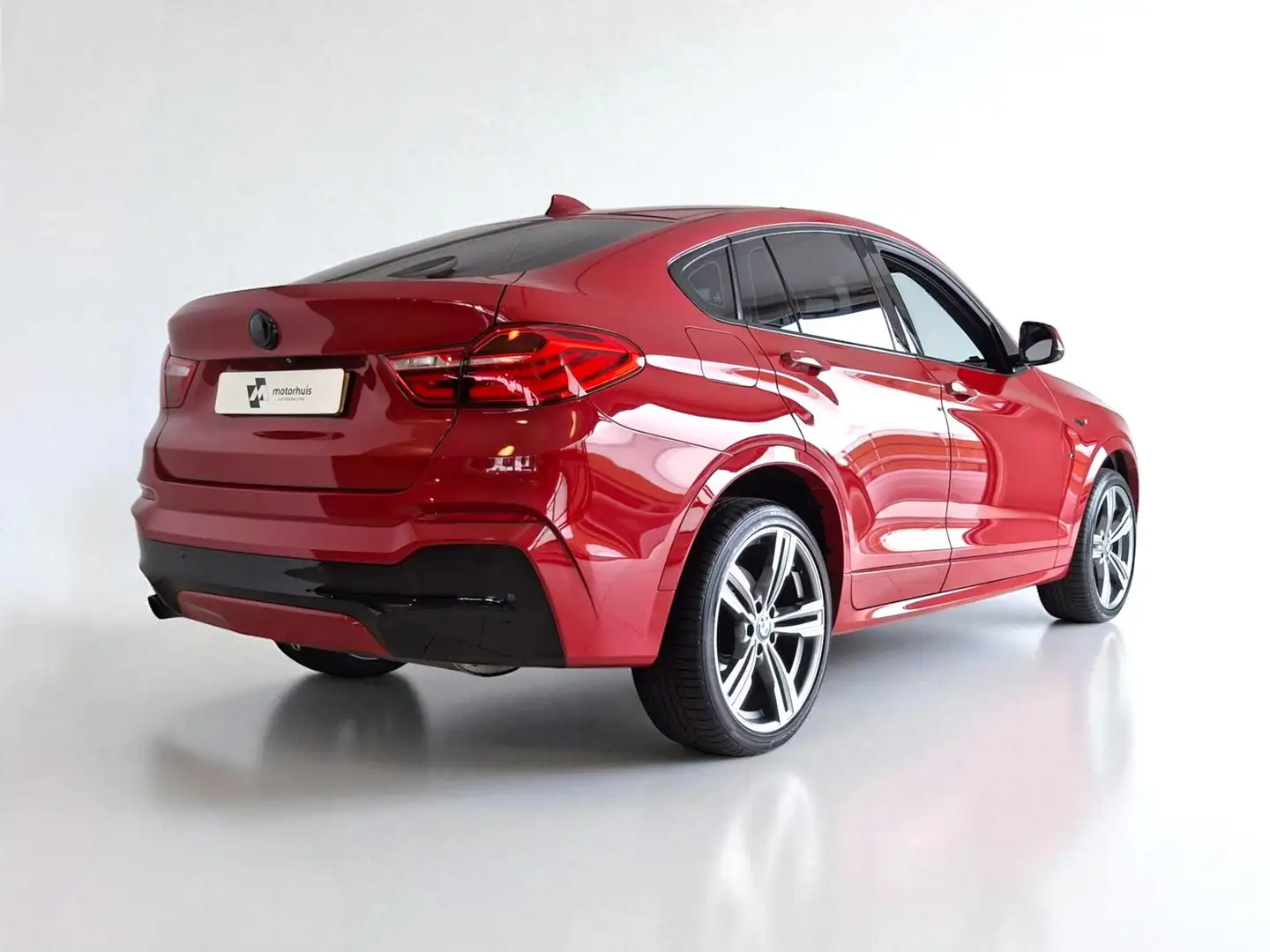 BMW X4 xDrive 20i 184pk High Executive AUTOMAAT XENON LED Rood - 2