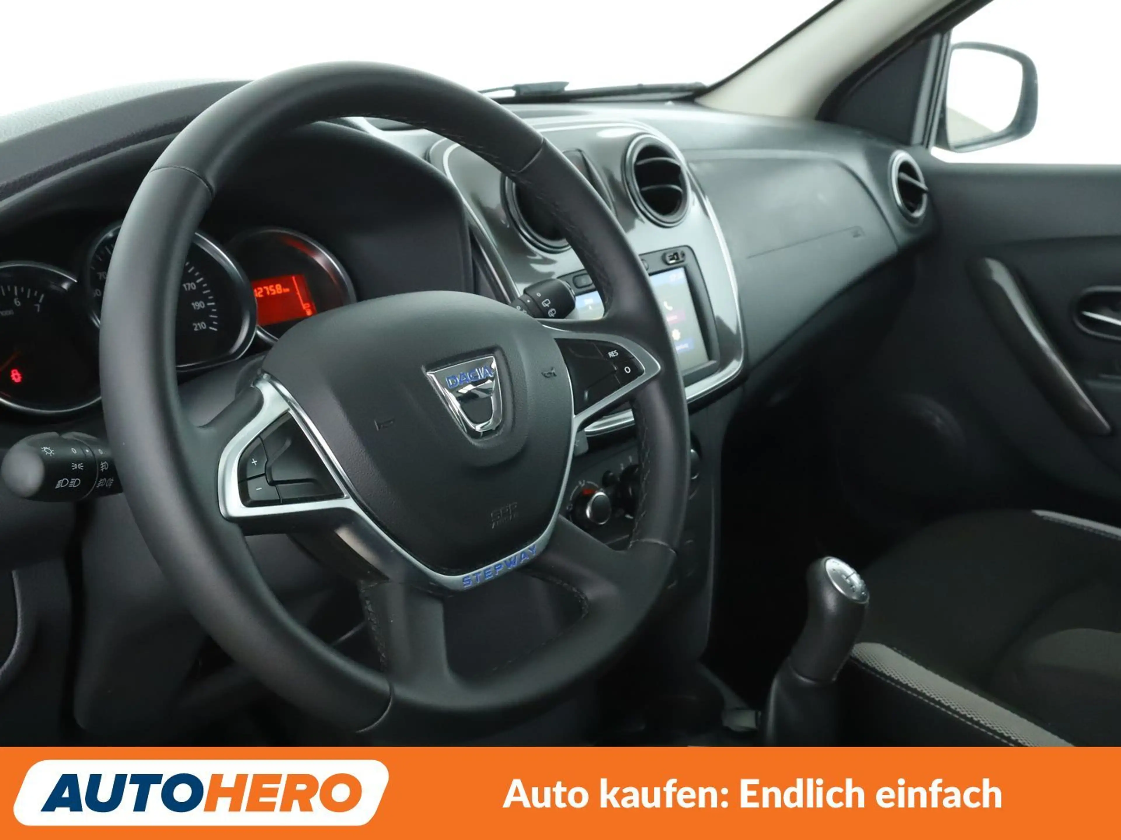 Dacia Sandero 0.9 TCe Stepway Prestige *NAVI*TEMPO*PDC* — photo 11