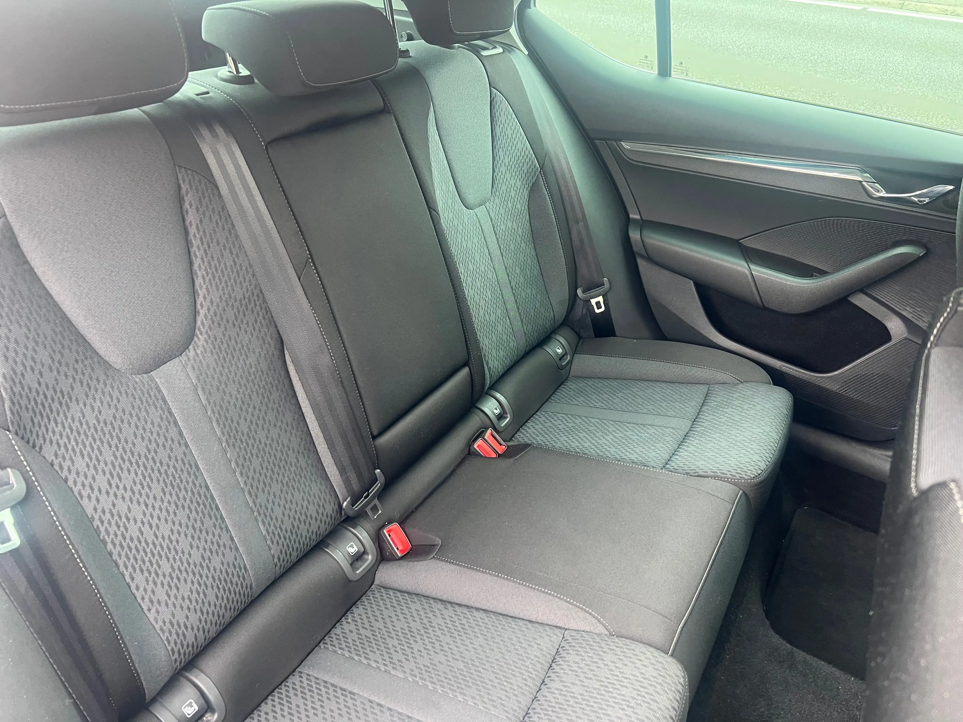Skoda Octavia 1.0 TSI eTec MHE Ambition DSG GPS CAMÉRA CRÉDIT 100% NEUVE FULL OPTIONS — photo 15