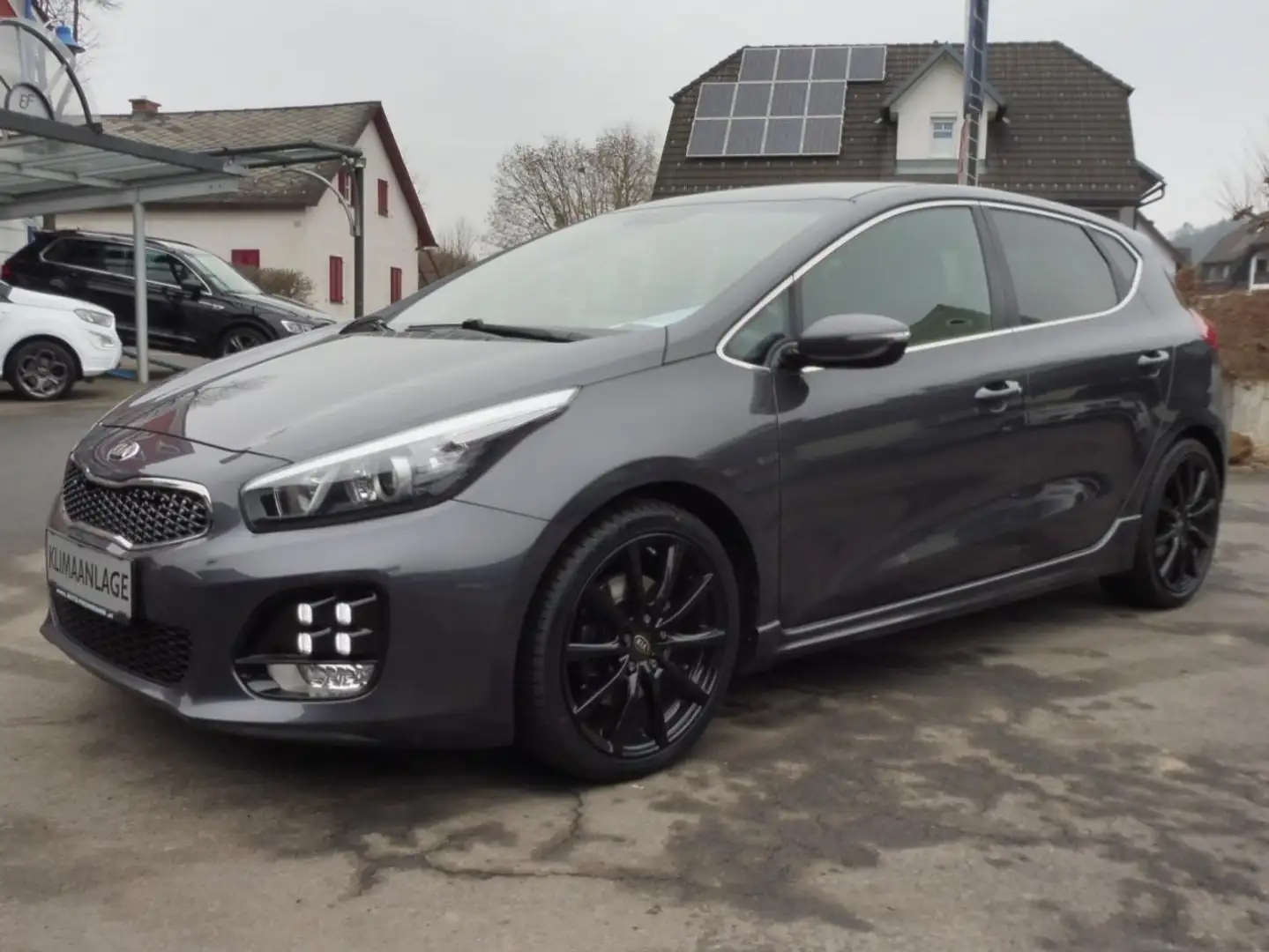 Kia Ceed / cee'd cee'd 1,6 CRDi ISG GT-Line Grau - 1