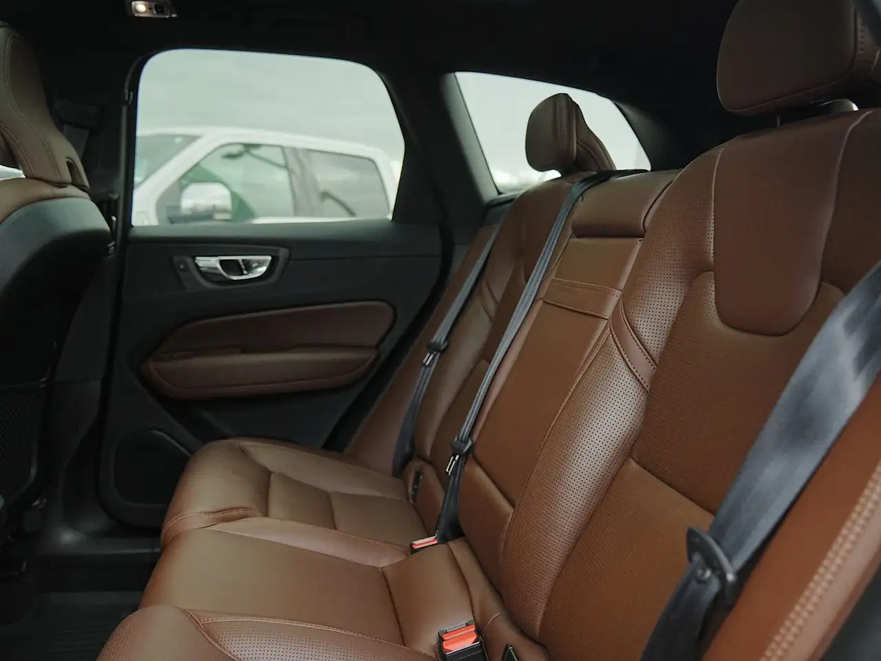 Volvo XC60 снимка Volvo XC60